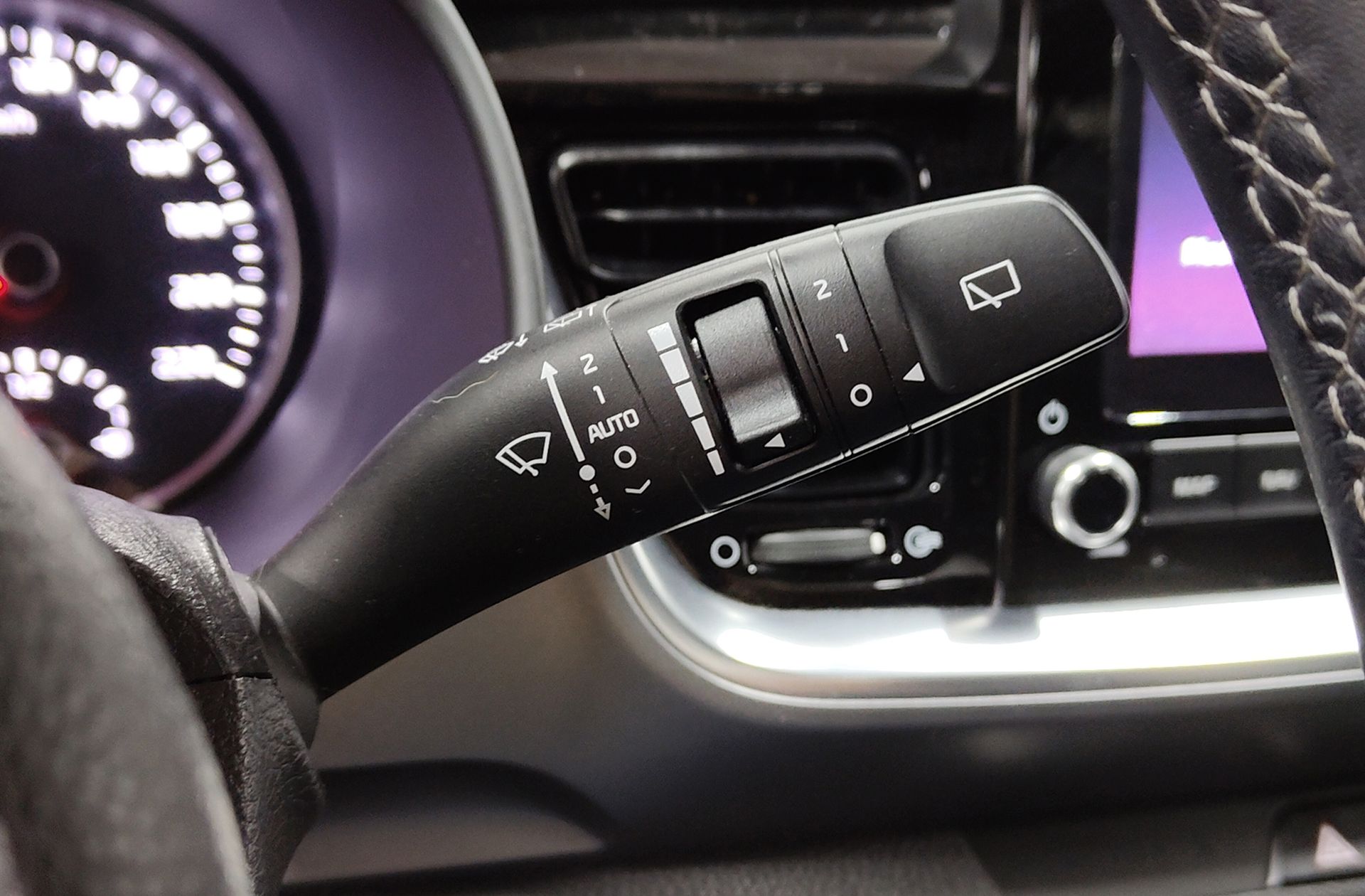 Kia Stonic 1.0 T-GDi MHEV Drive - foto 28
