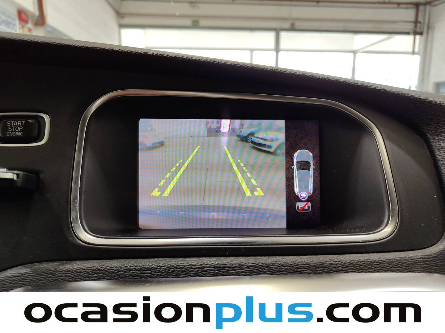 Extras y acabados del Volvo V40 Volvo V40 D2 Momentum (120 CV)