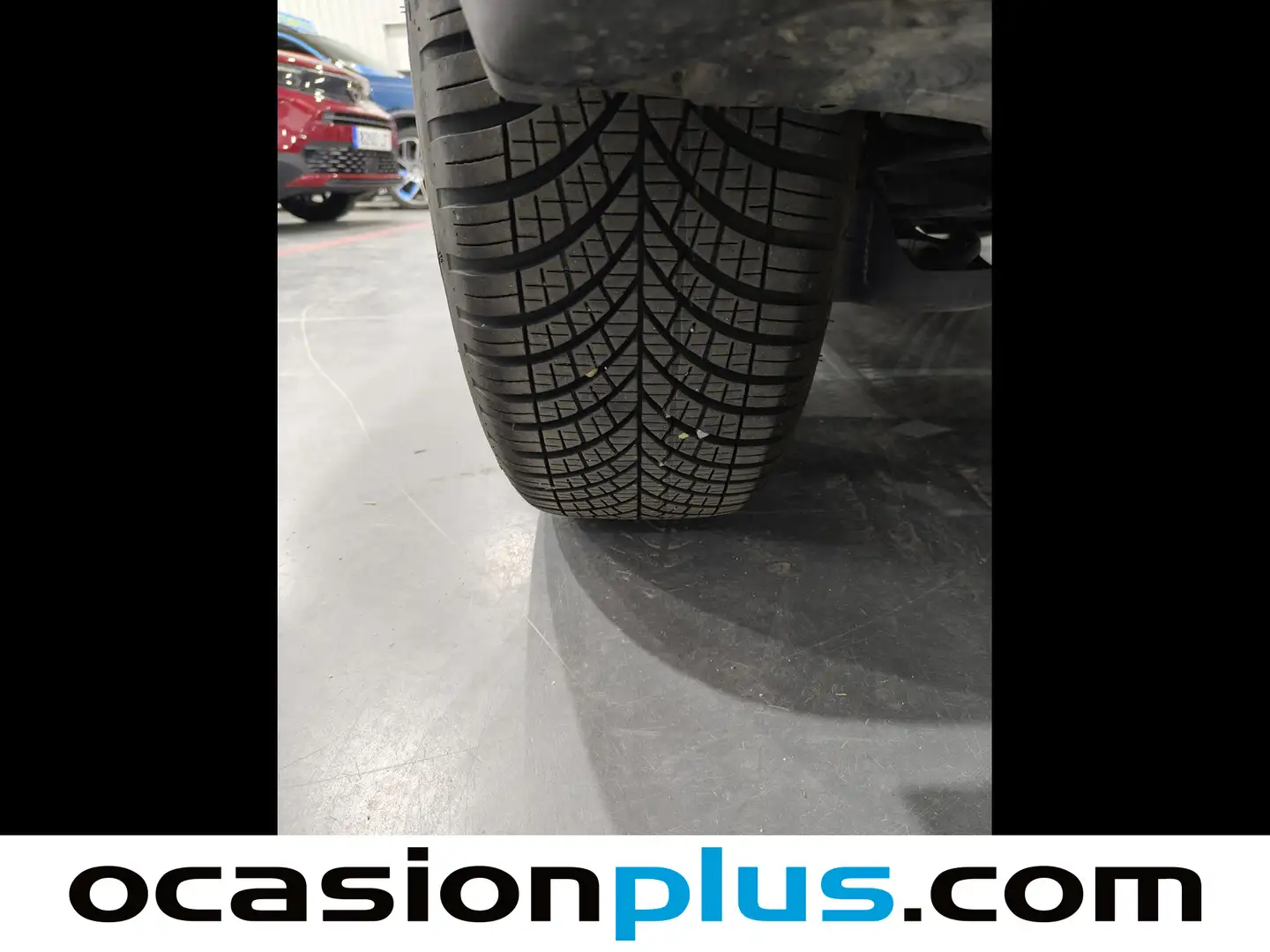 Foto Peugeot 2008 Peugeot 2008 Allure Hybrid eDCS6 (136 CV)