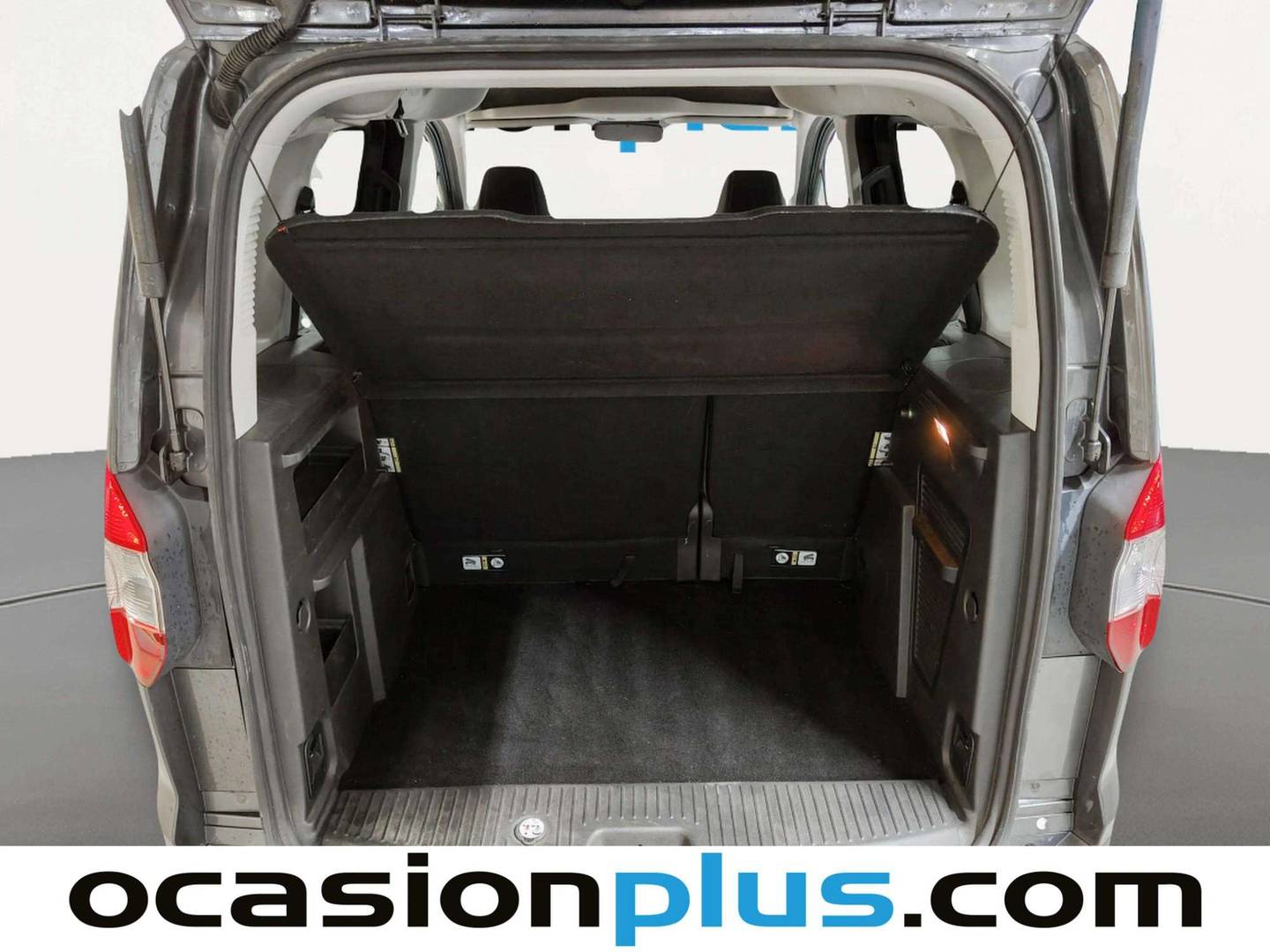 Fotos maletero Ford Tourneo Courier Ford Tourneo Courier 1.0 EcoBoost Titanium (100 CV)