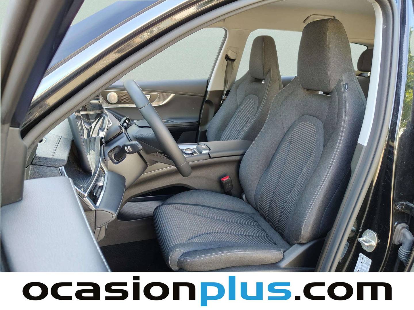 Foto asientos delanteros EBRO S700 EBRO S700 1.6 TGDI Comfort DCT (147 CV)
