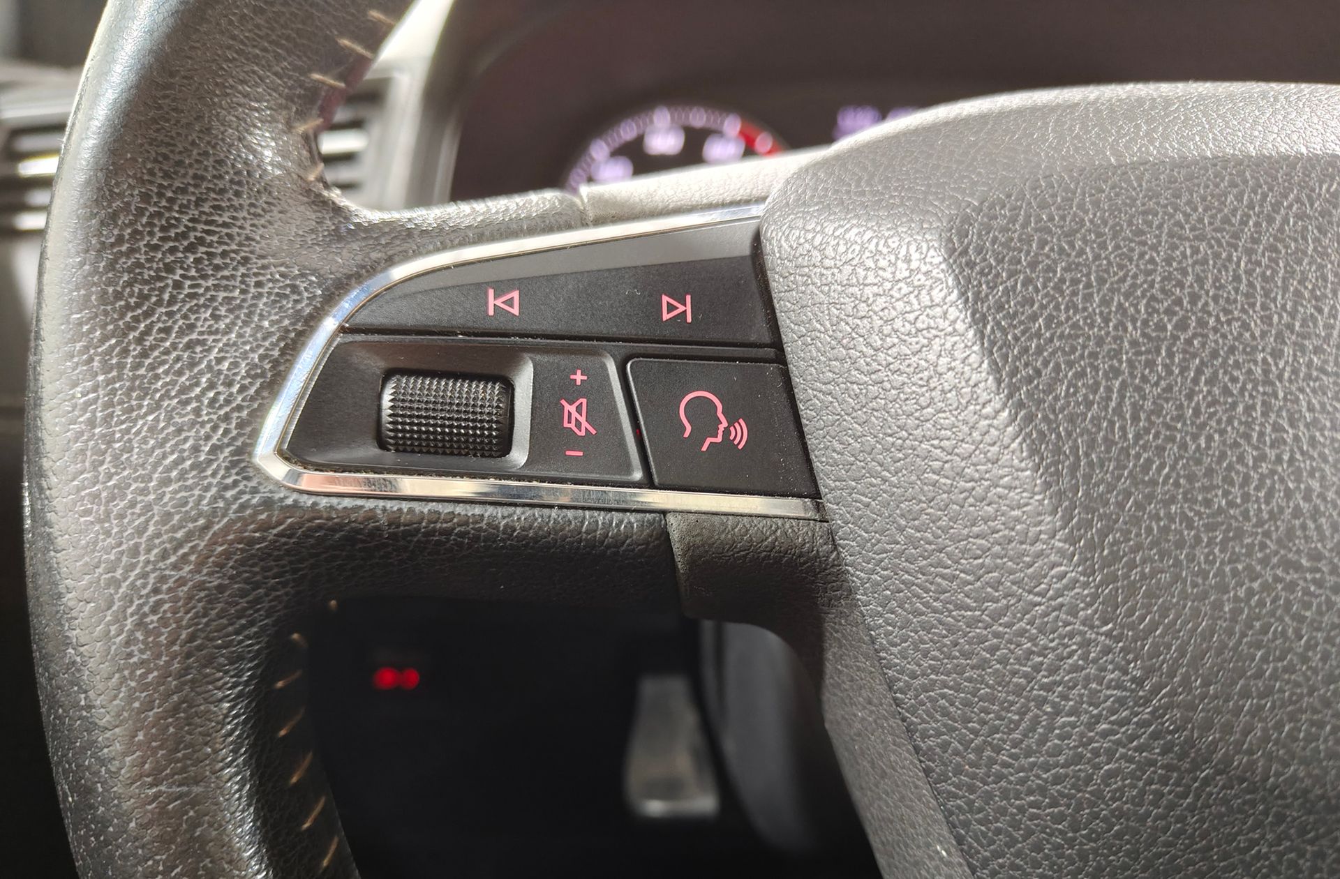 SEAT Ibiza 1.0 TSI Xcellence Go2 DSG - foto 25