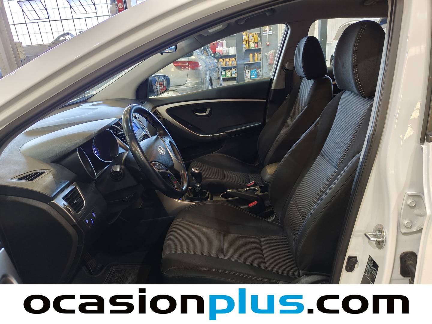 Foto asientos delanteros Hyundai i30 Hyundai i30 1.6 CRDI BlueDrive Klass (110 CV)