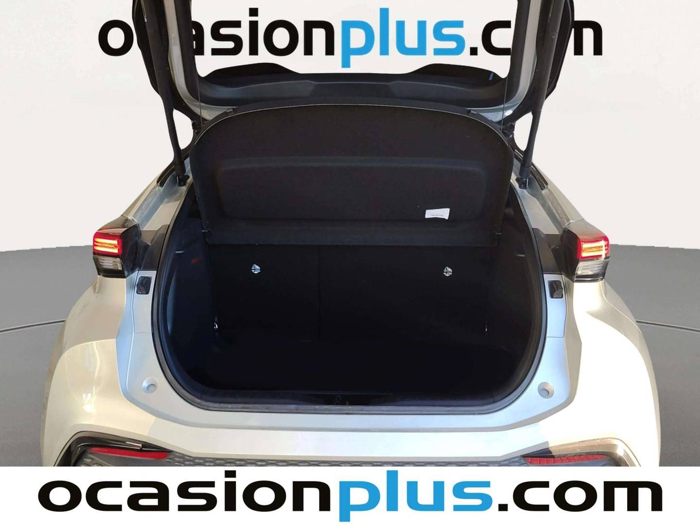 Foto asientos traseros Toyota C-HR Toyota C-HR 200H GR Sport AWD-i (196 CV)