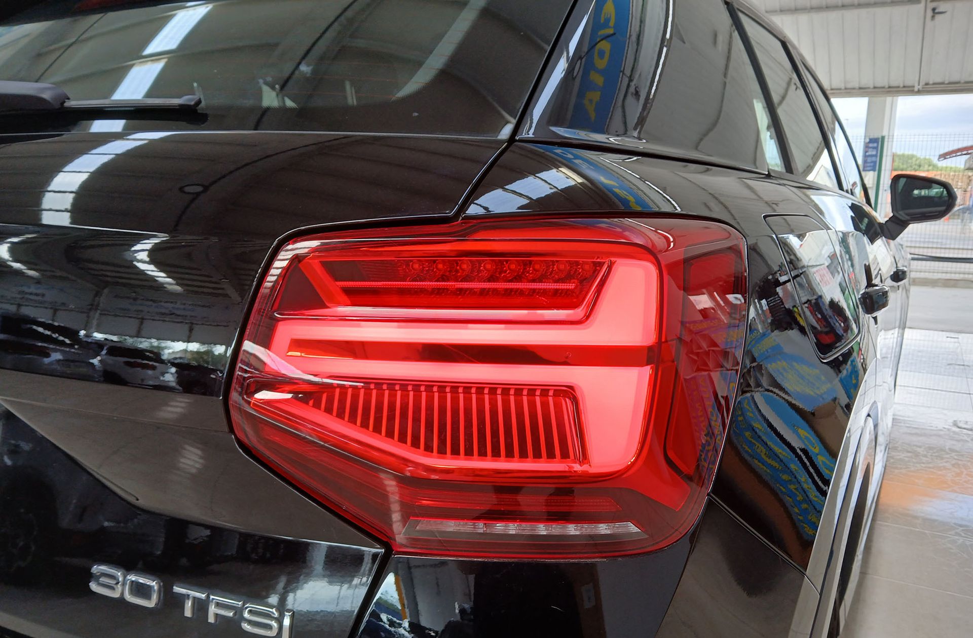 Audi Q2 Advanced 30 TFSI - foto 14