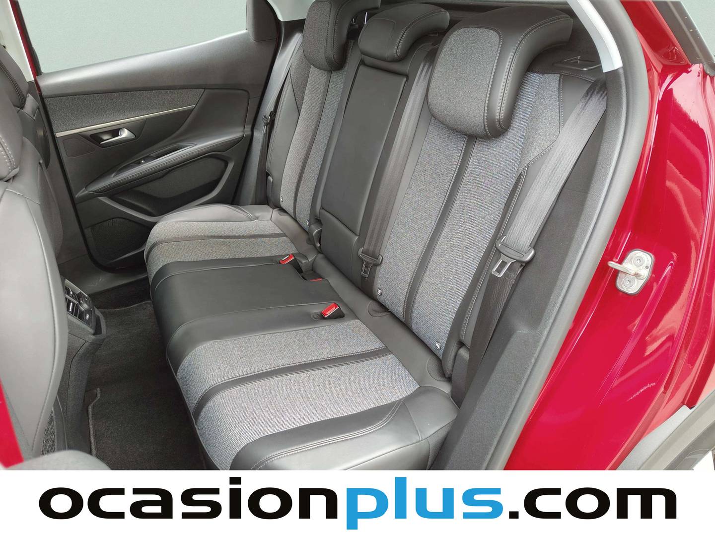 Foto asientos traseros Peugeot 3008 Peugeot 3008 BlueHDI 130 S&S Allure EAT8 (130 CV)