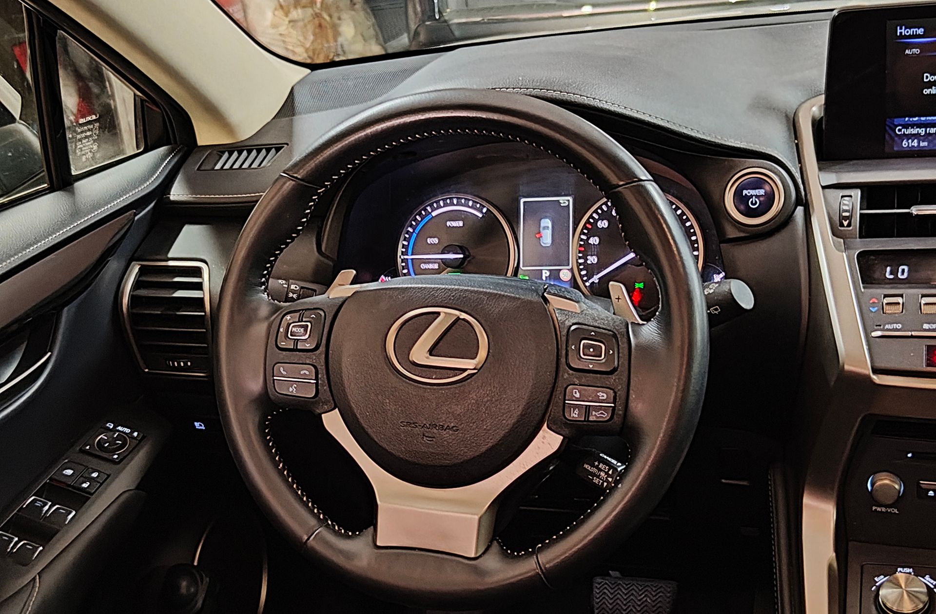 Lexus NX 300h Business Navigation 2WD - foto 22