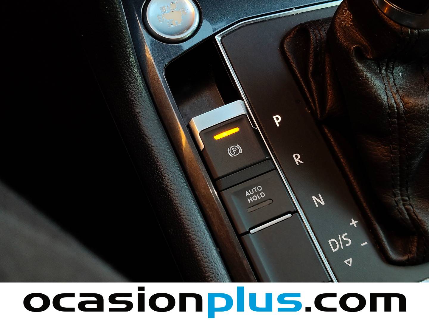 Foto Volkswagen Tiguan Volkswagen Tiguan Sport 2.0 TDI (150 CV) DSG Pack R-Line