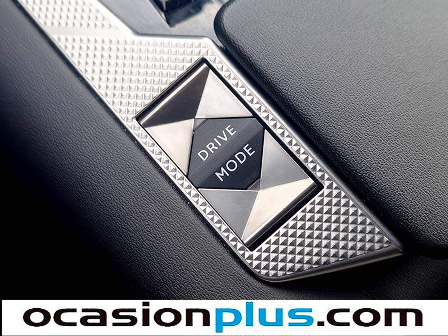 Foto DS DS 4 DS DS4 BlueHDi 130 Bastille Auto (130 CV)