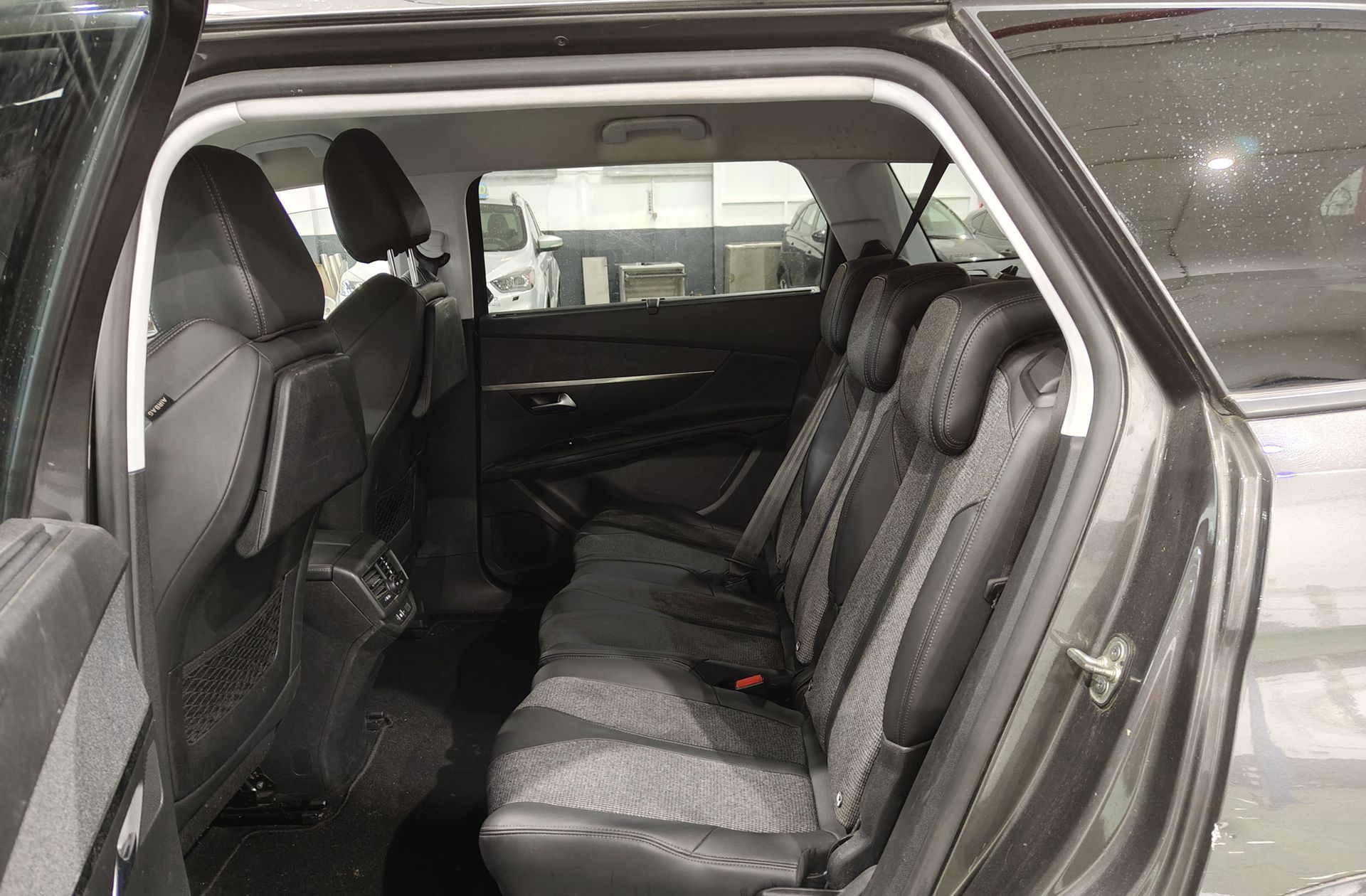 Peugeot 5008 BlueHDi 130 Allure 7 plazas - foto 13