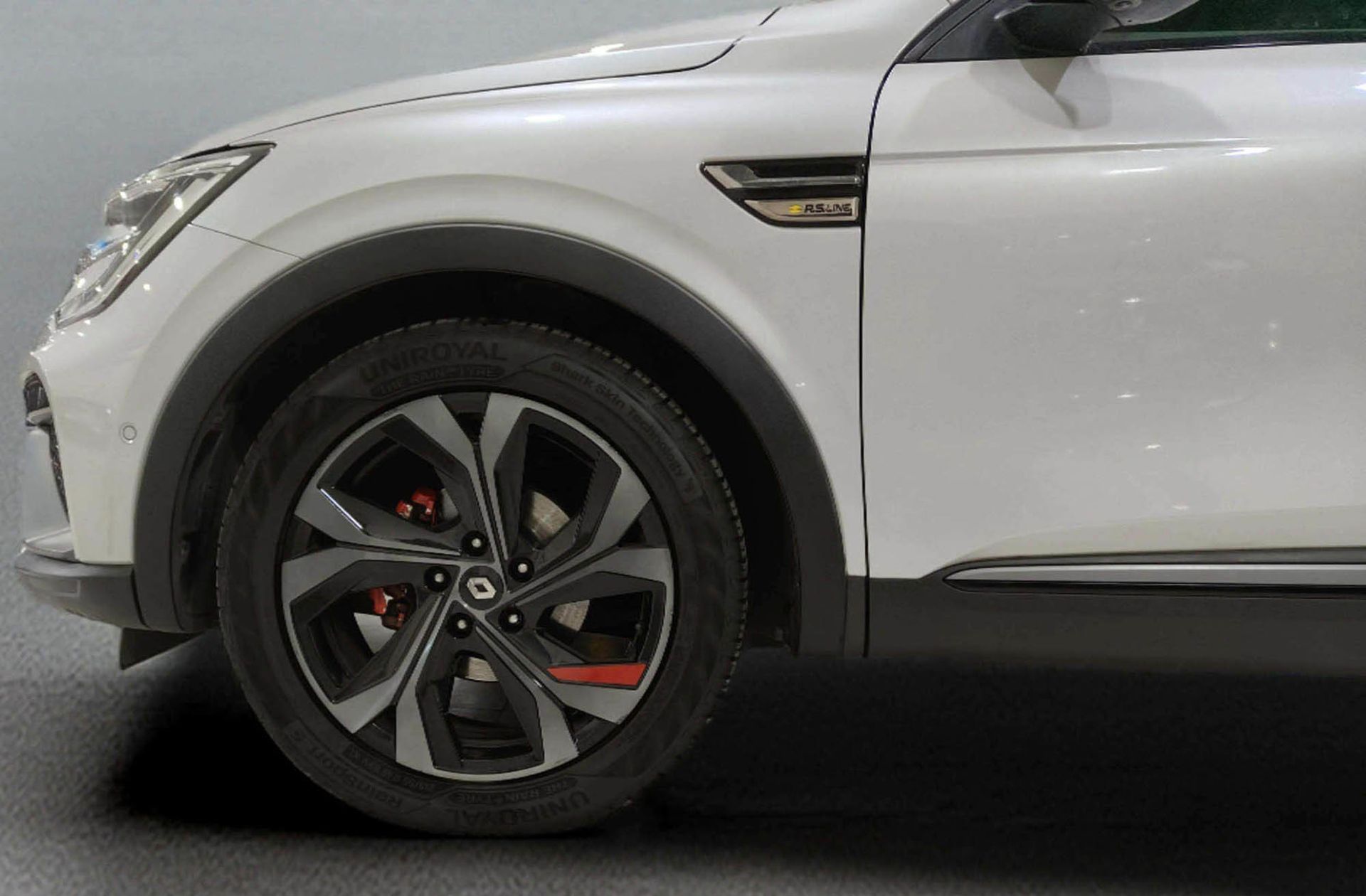 Renault Arkana RS Line TCe EDC Microhíbrido - foto 42