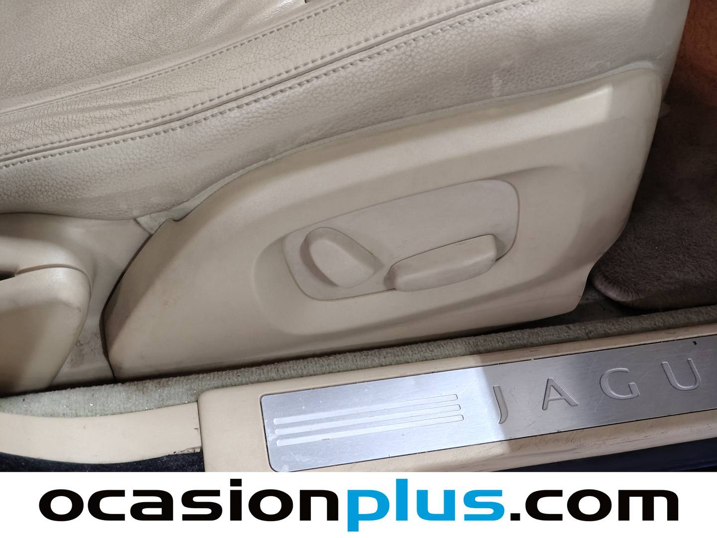 Equipamiento del Jaguar XF Jaguar XF 3.0 V6 Luxury (238 CV)