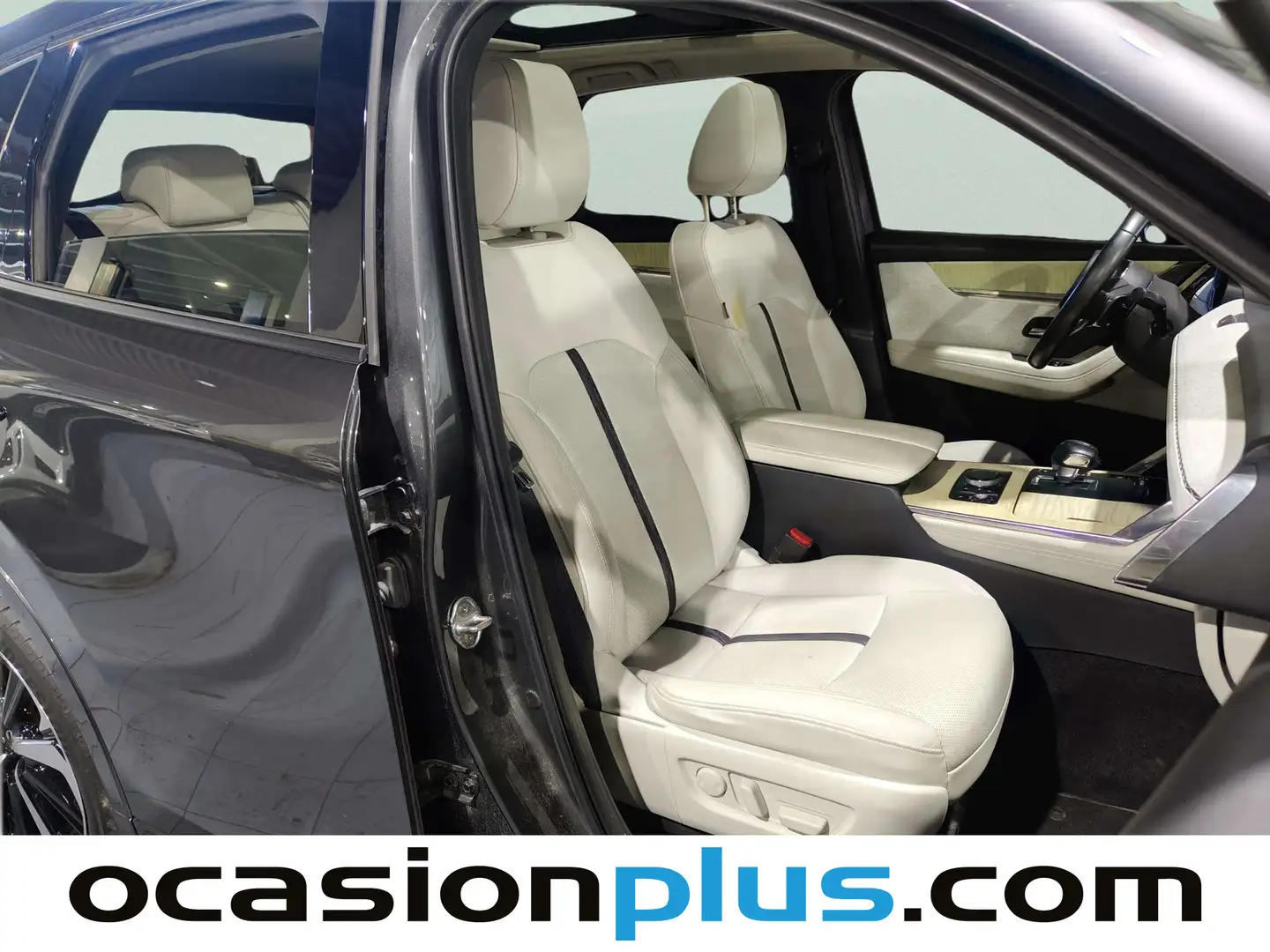 Foto Mazda CX-60 Mazda CX-60 2.5 e-Skyactiv PHEV Takumi (327 CV)