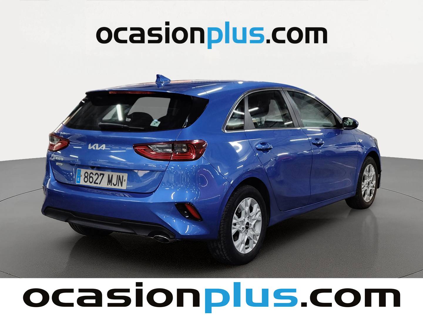 Foto trasera KIA Ceed KIA Ceed 1.6 MHEV iMT Drive (136 CV) derecha