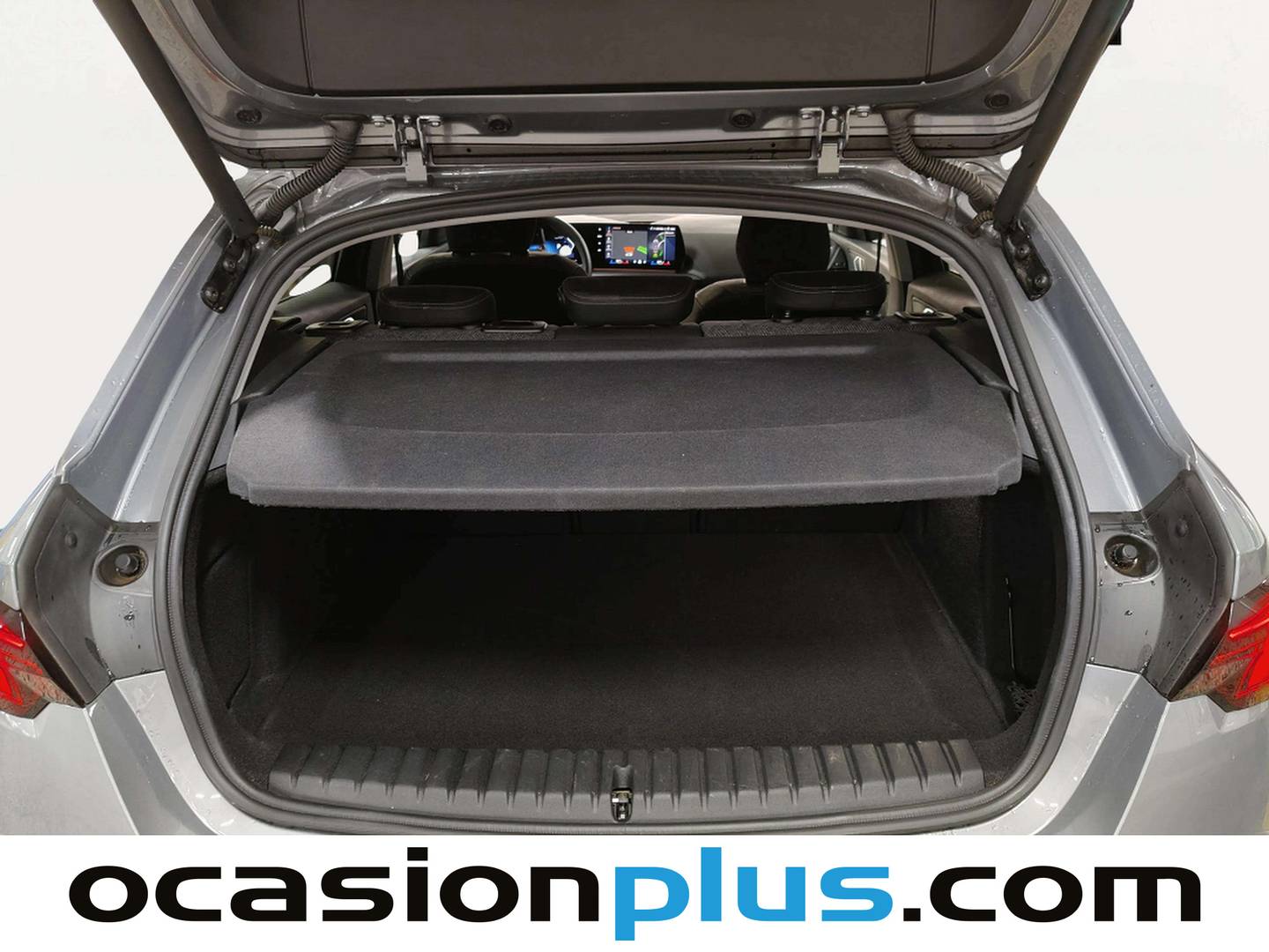 Fotos maletero BMW Serie 1 BMW Serie 1 120d (163 CV) Pack M