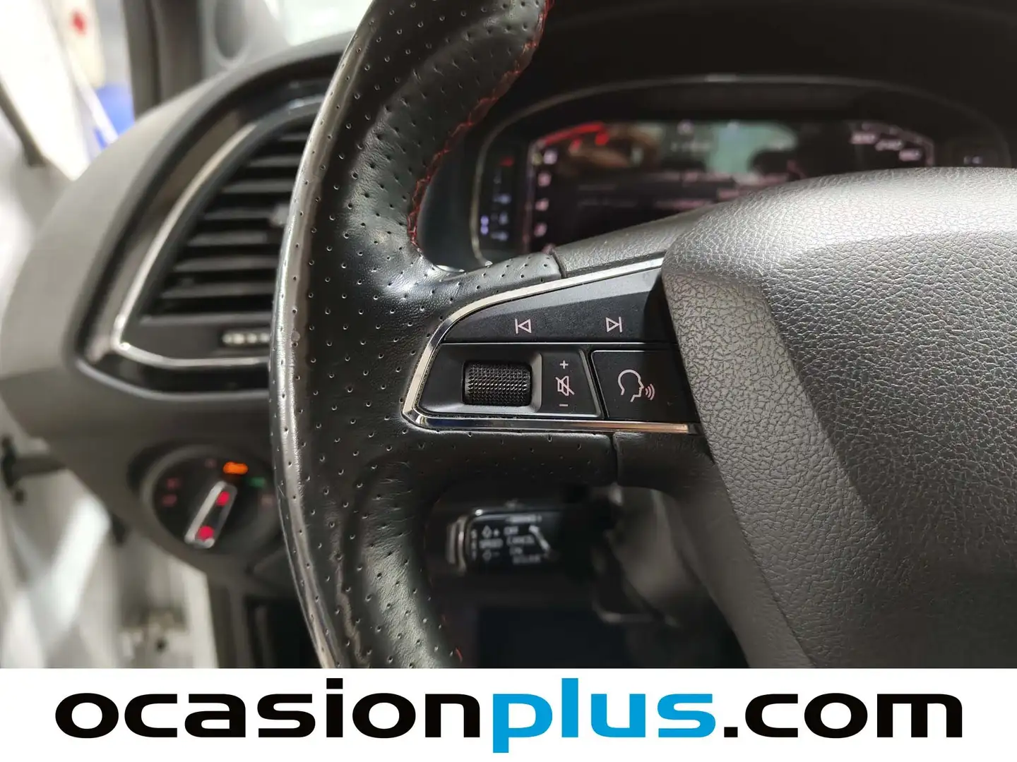 Foto Seat León SEAT León 1.5 TSI S&S FR DSG (150 CV)