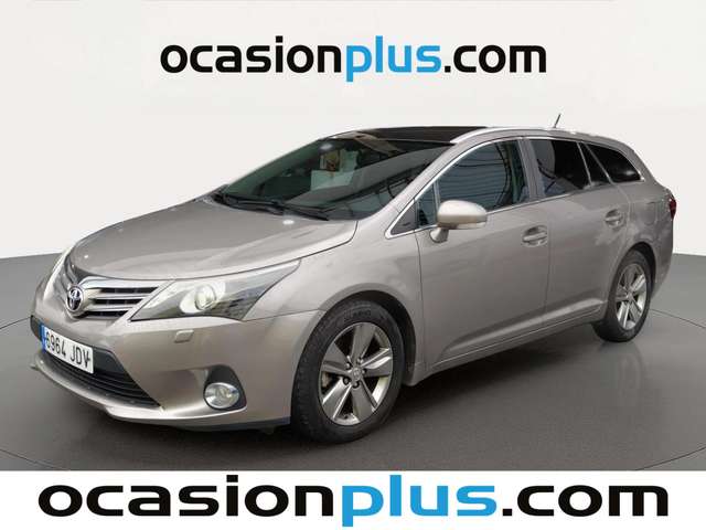 Toyota Avensis 120D Cross Sport Advance (124 CV) de segunda mano