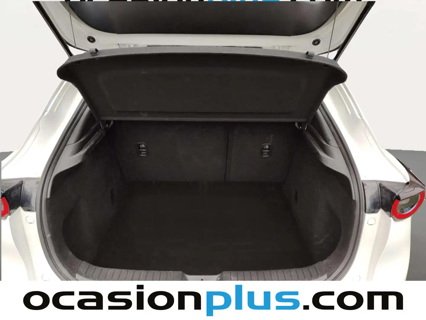 Foto Mazda CX-30 Mazda CX-30 2.5 e-Skyactive G MHEV Prime-Line AT (140 CV)