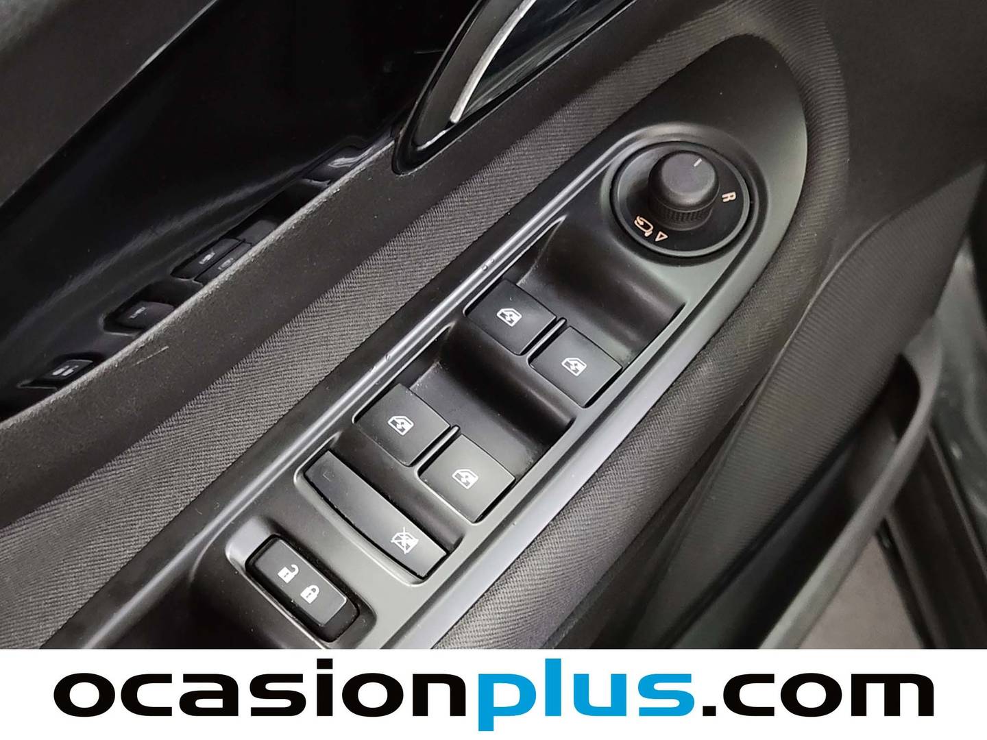 Foto Opel Mokka X Opel Mokka X 1.4 T S&S Selective 4x2 (140 CV)