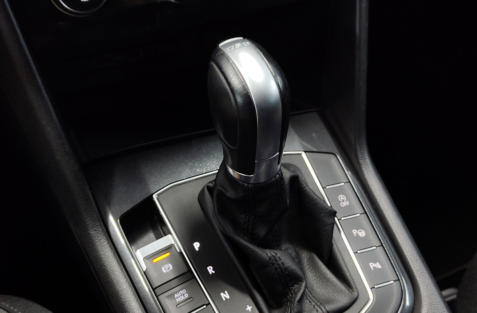 Volkswagen Tiguan Advance 2.0 TDI DSG - foto 5