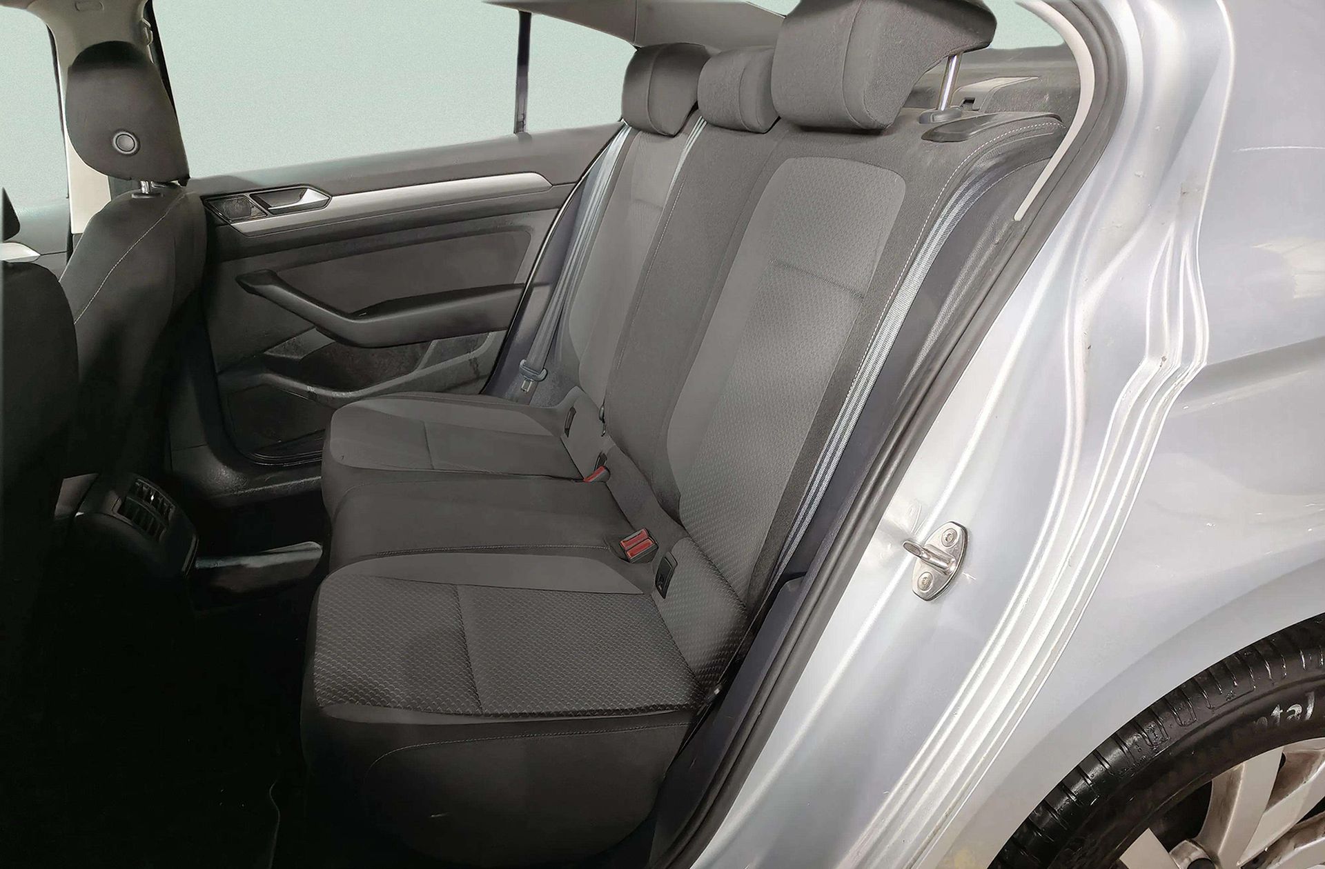 Volkswagen Passat Business 2.0 TDI DSG - foto 12