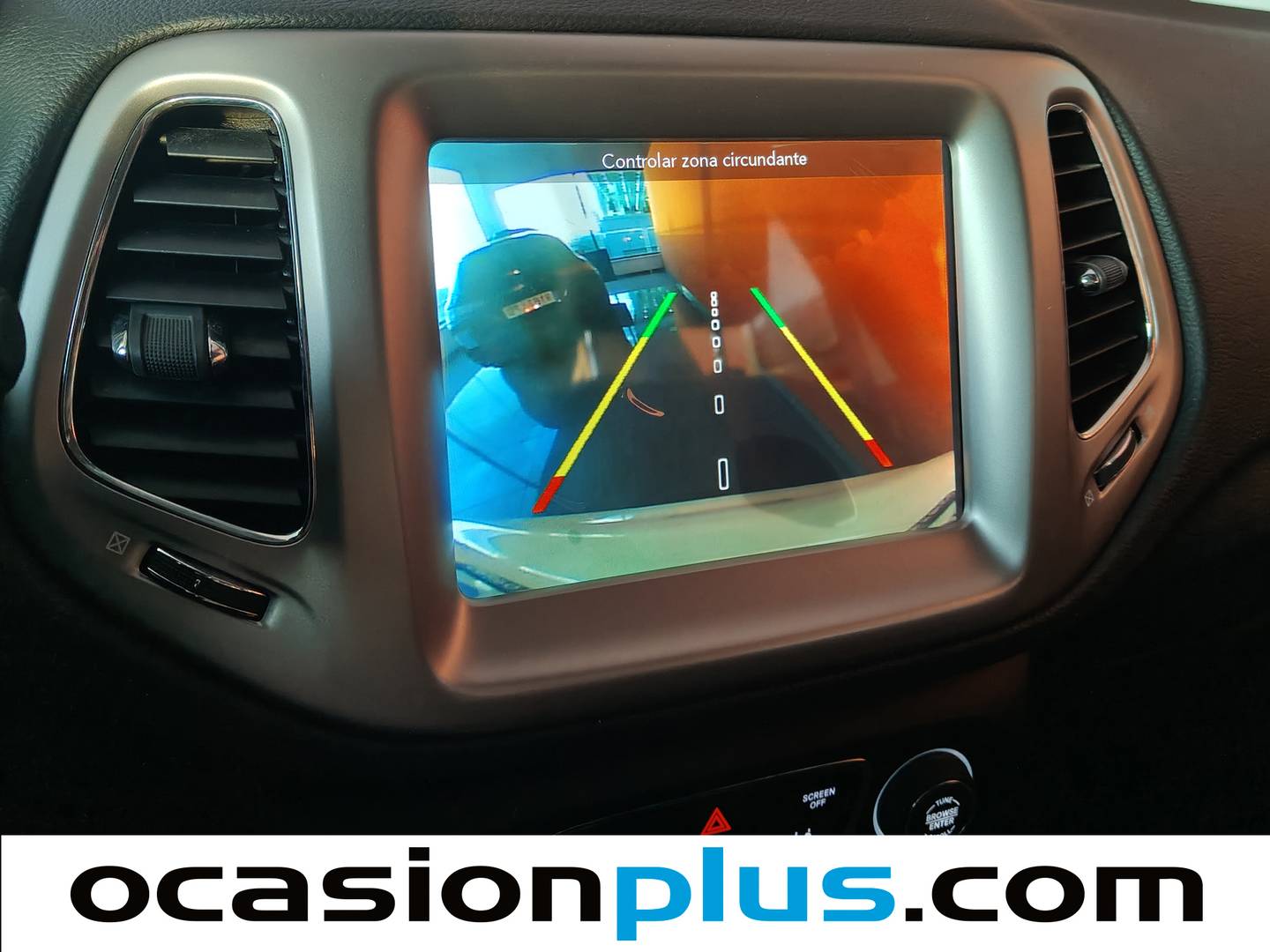 Equipamiento del Jeep Compass Jeep Compass 1.6 Multijet Longitude 4x2 (120 CV)