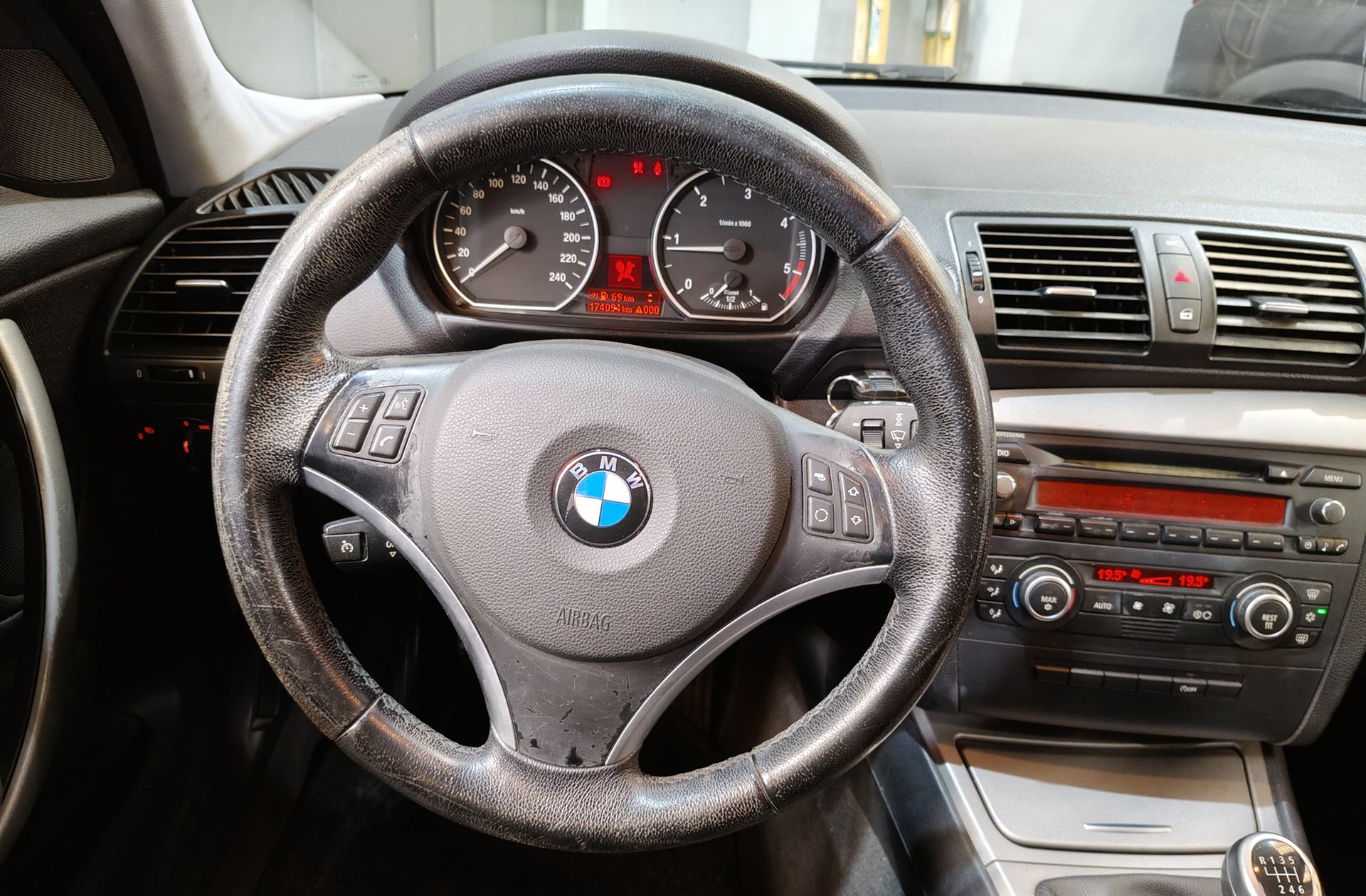 BMW Serie 1 118d - foto 18