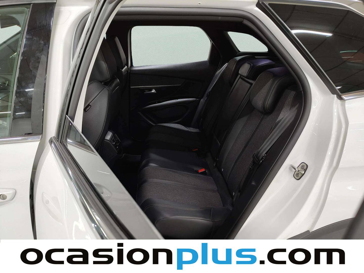 Foto asientos traseros Peugeot 3008 Peugeot 3008 BlueHDI 180 S&S GT Line EAT8 (180 CV)
