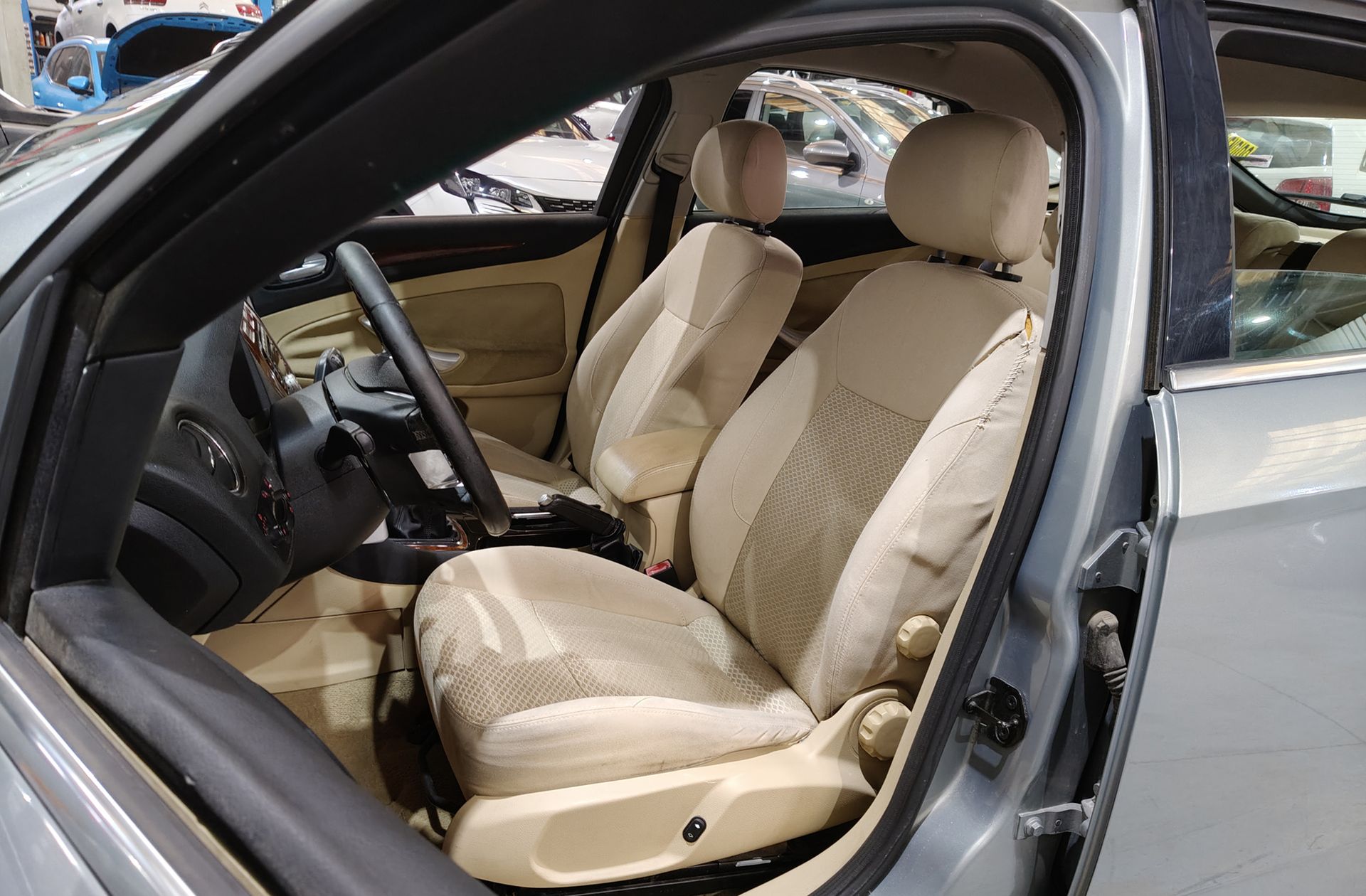 Ford Mondeo 2.0 16v Ghia - foto 8