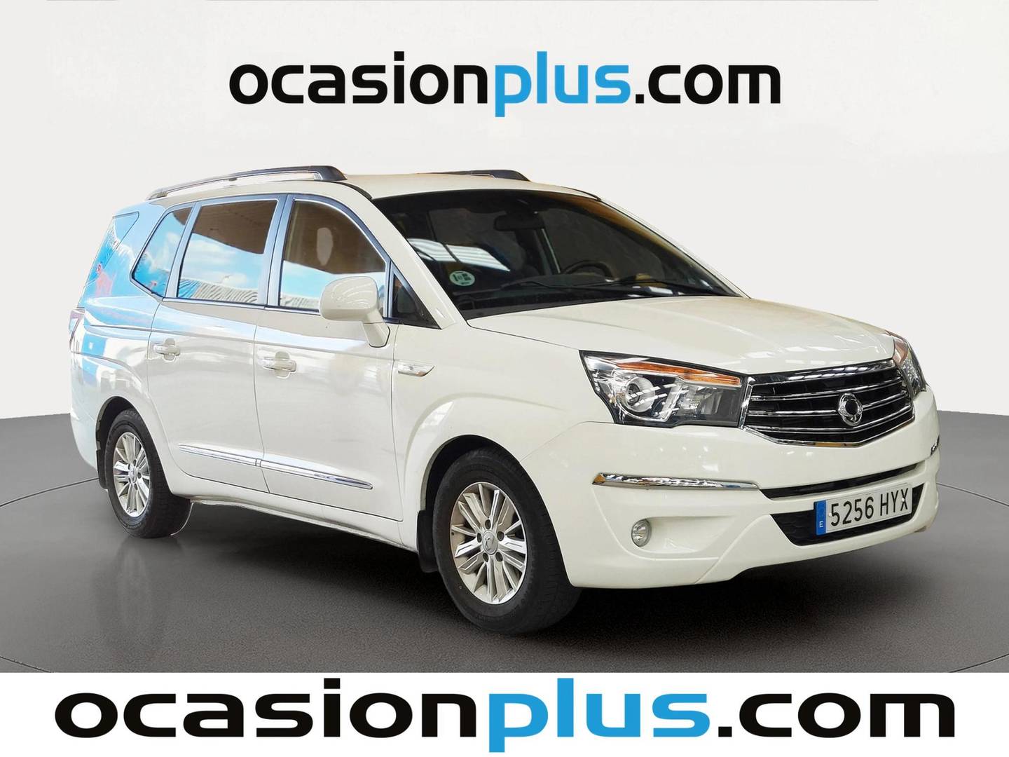Foto delantera SsangYong Rodius SsangYong Rodius 2.0 e-Xdi Premium (155 CV) 7 Plazas derecha