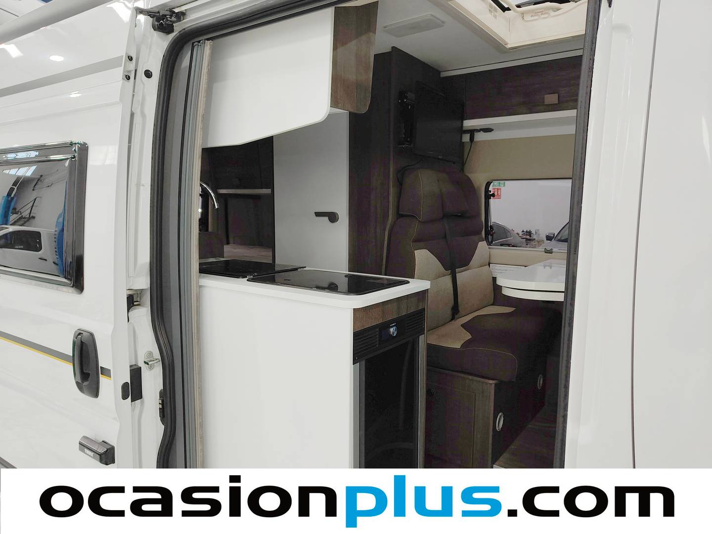 Foto asientos traseros Benimar Benivan Benimar Benivan B100 UP (140 CV) 4 Plazas