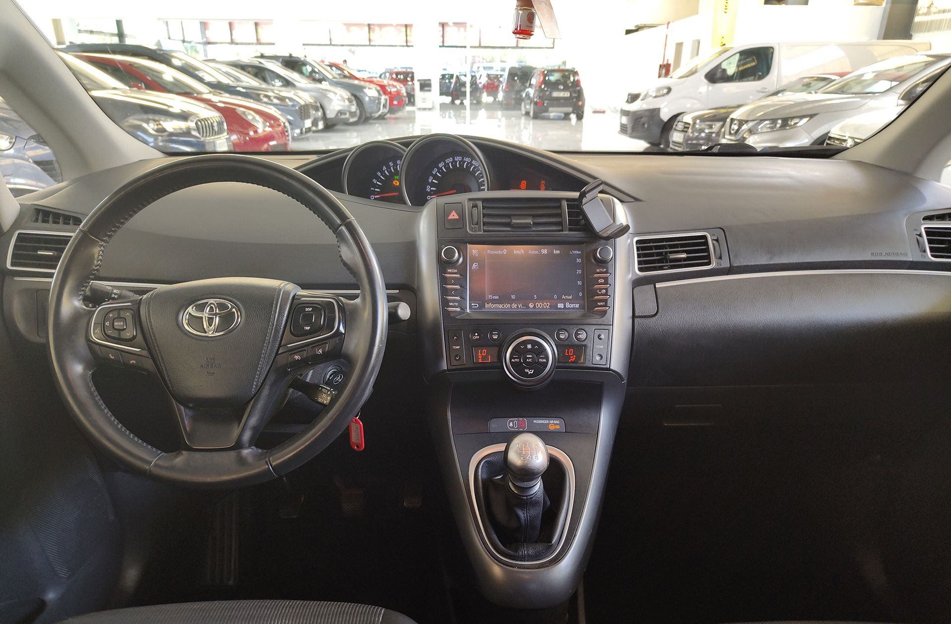 Toyota Verso 130 Advance 7 plazas - foto 6