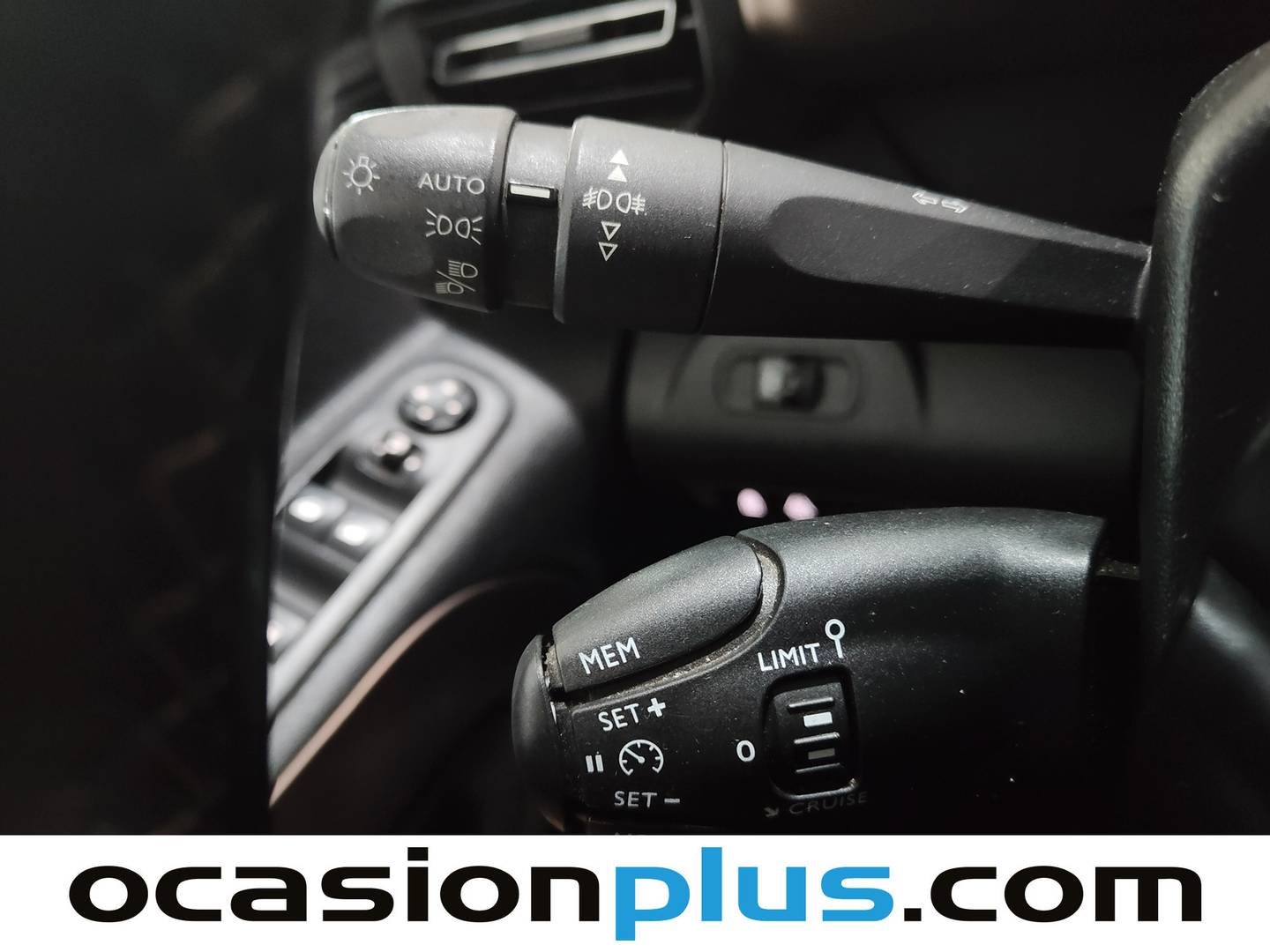 Foto Peugeot Rifter Peugeot Rifter BlueHDi 100 GT Line Standard (100 CV)