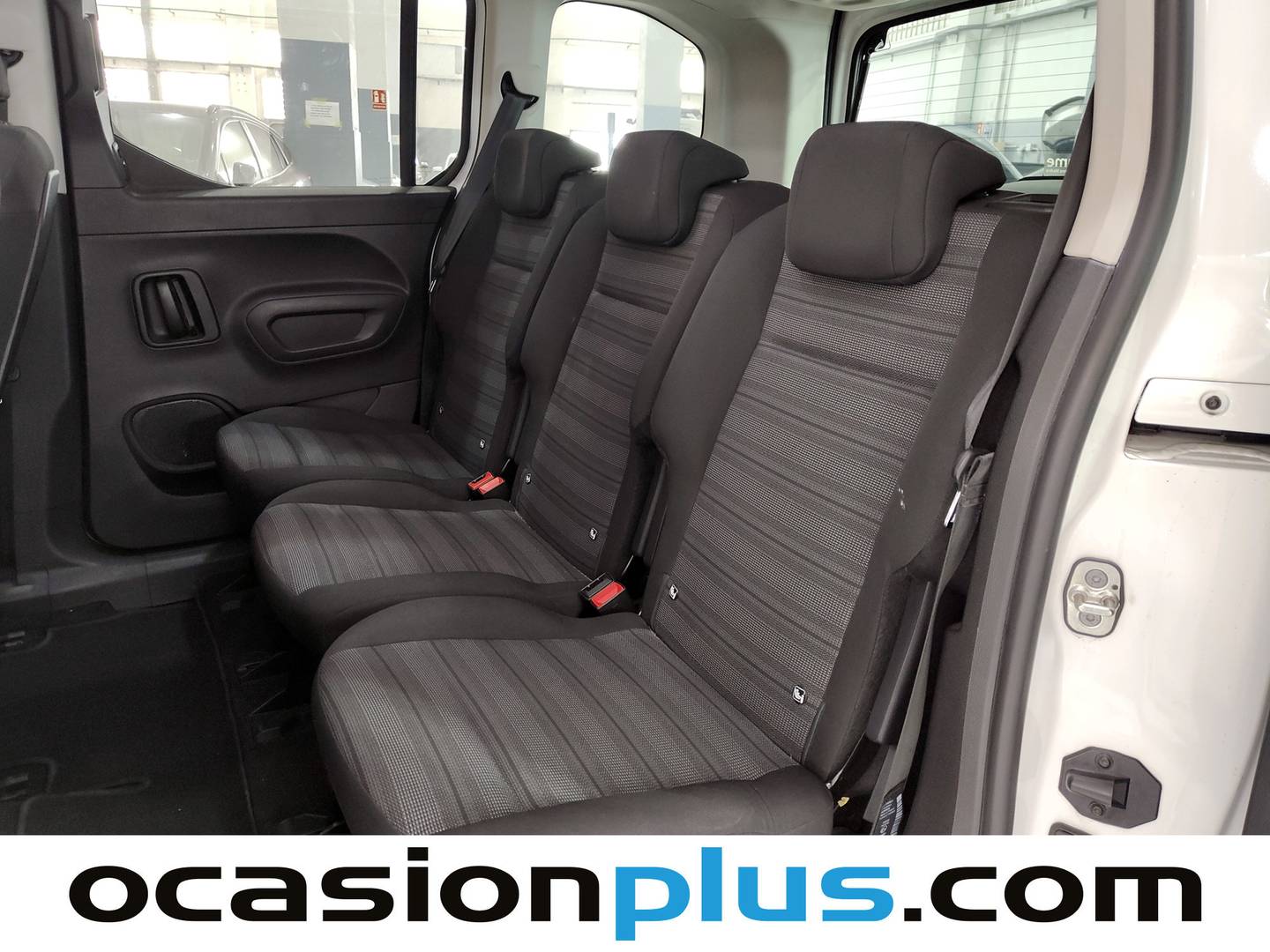 Foto asientos traseros Opel Combo Life Opel Combo Life 1.5 TD Elegance Plus L (131 CV)