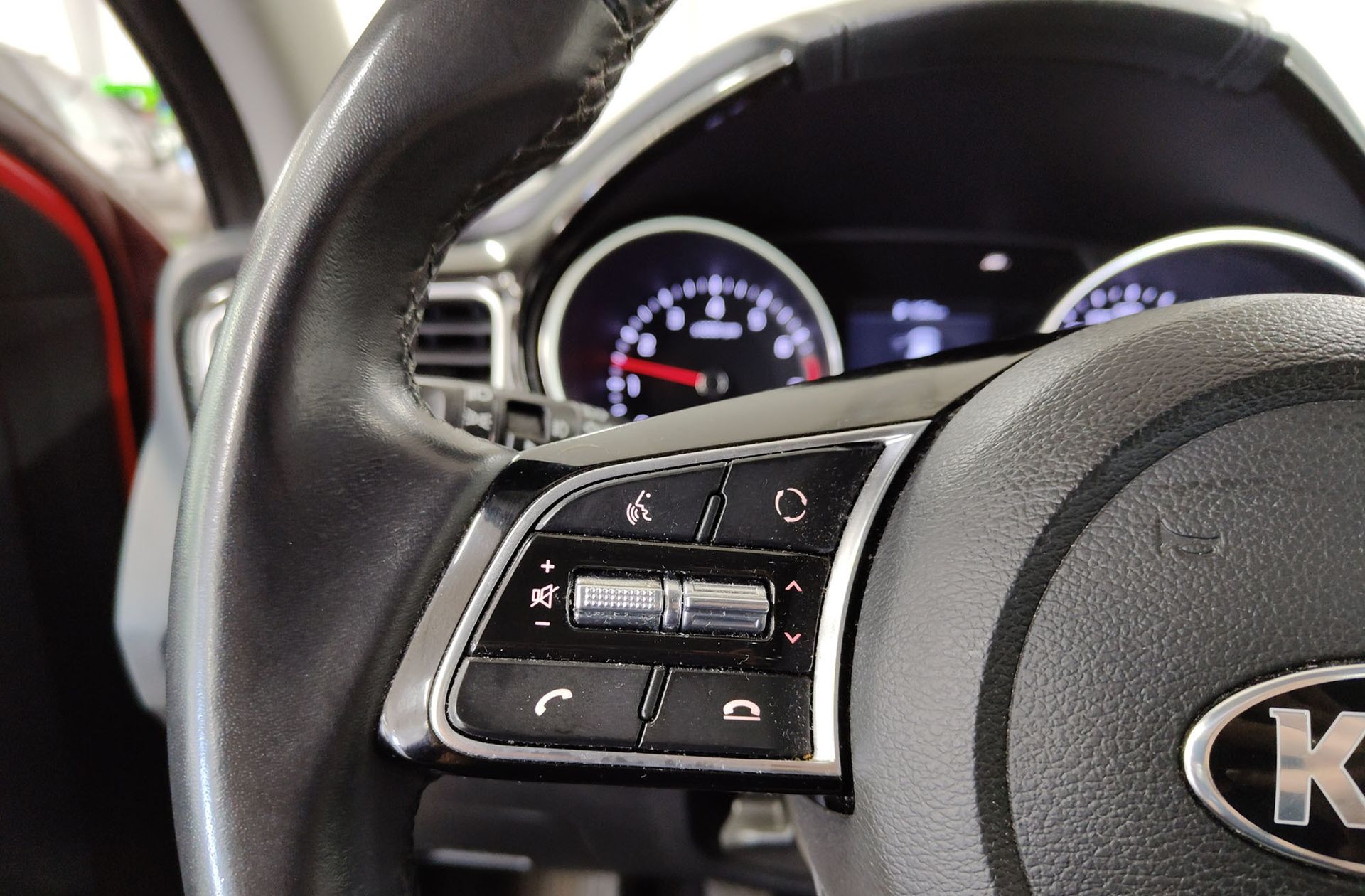 Kia Ceed 1.0 T-GDi Tech - foto 27