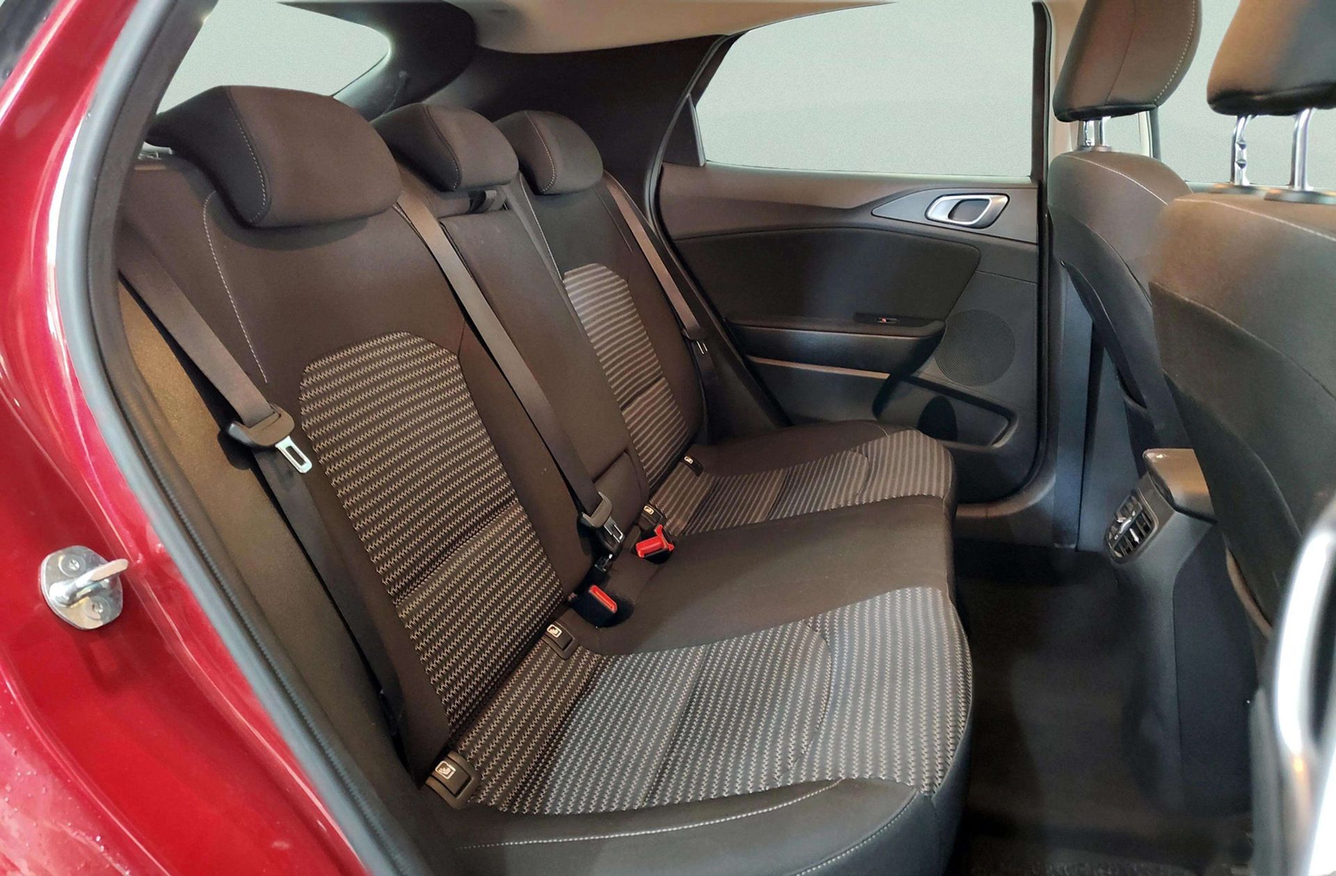 Kia XCeed 1.0 T-GDi Drive - foto 18