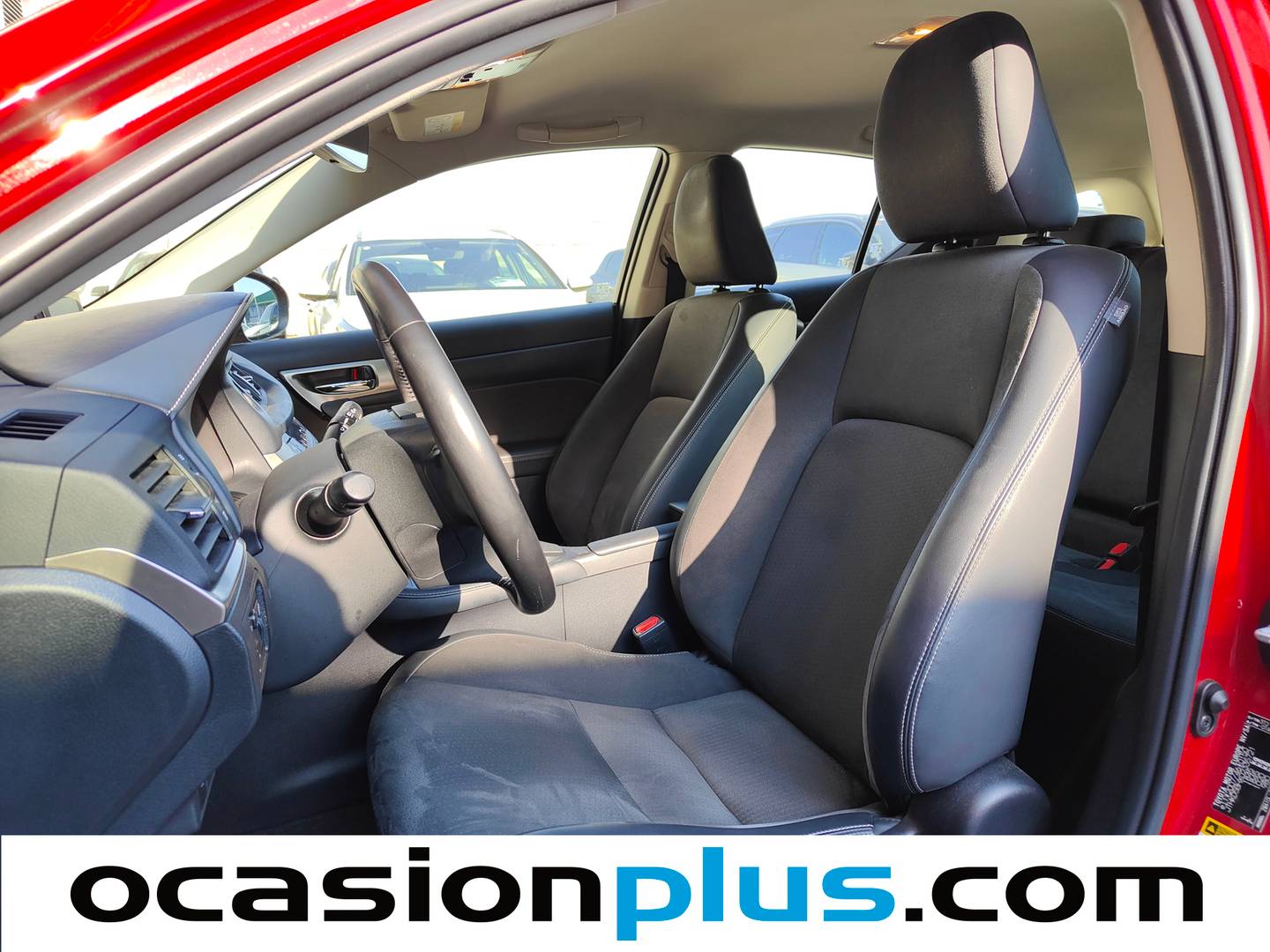 Foto asientos delanteros Lexus CT Lexus CT 200h Executive (136 CV)