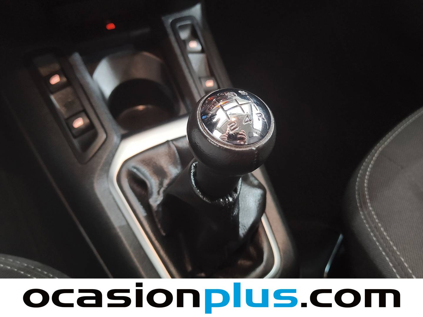 Citroën C-Elysée Citroën C-Elysee PureTech 82 Exclusive (82 CV) de segunda mano