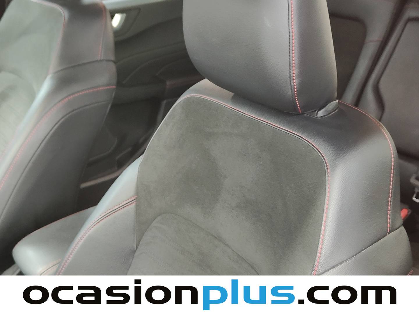 Extras y acabados del Ford Kuga Ford Kuga 2.5 Duratec PHEV ST-Line X Auto (225 CV)