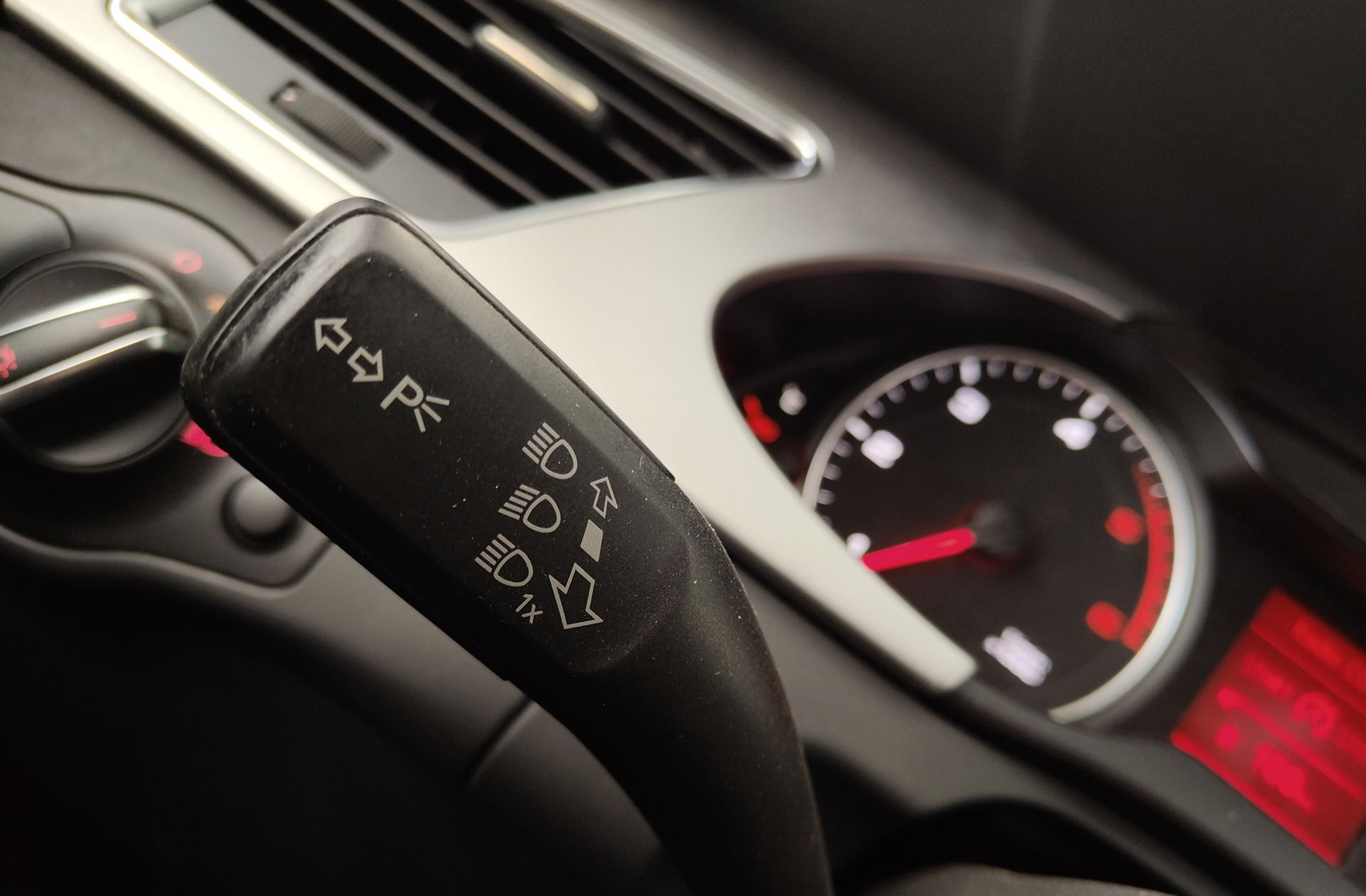 Audi A4 2.0 TDI e DPF - foto 29