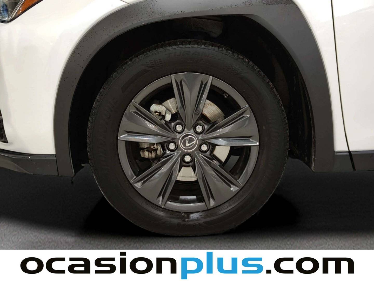 Foto Lexus UX Lexus UX 250h Business 2WD (184 CV)