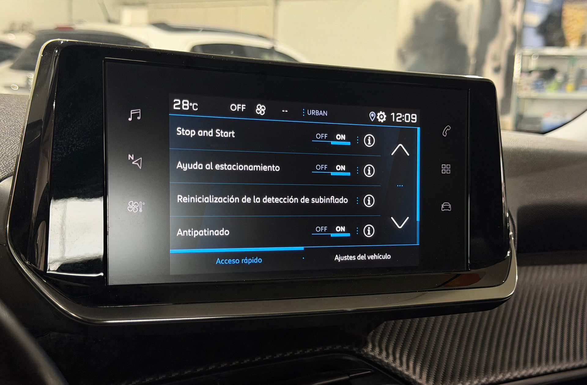 Peugeot 2008 PureTech 100 Allure Pack - foto 10
