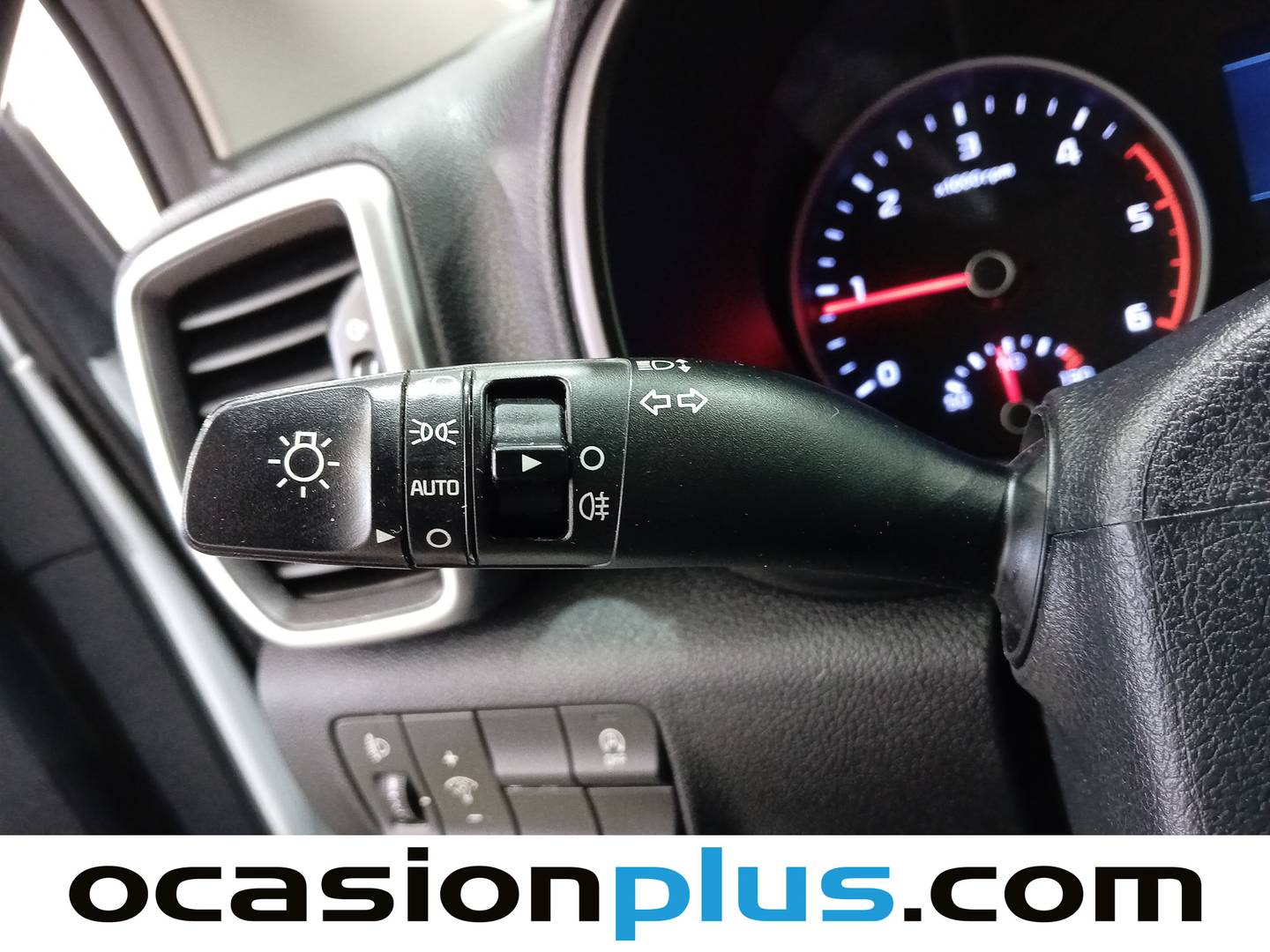 KIA Sportage KIA Sportage 1.6 MHEV Concept 4x2 (136 CV) de segunda mano