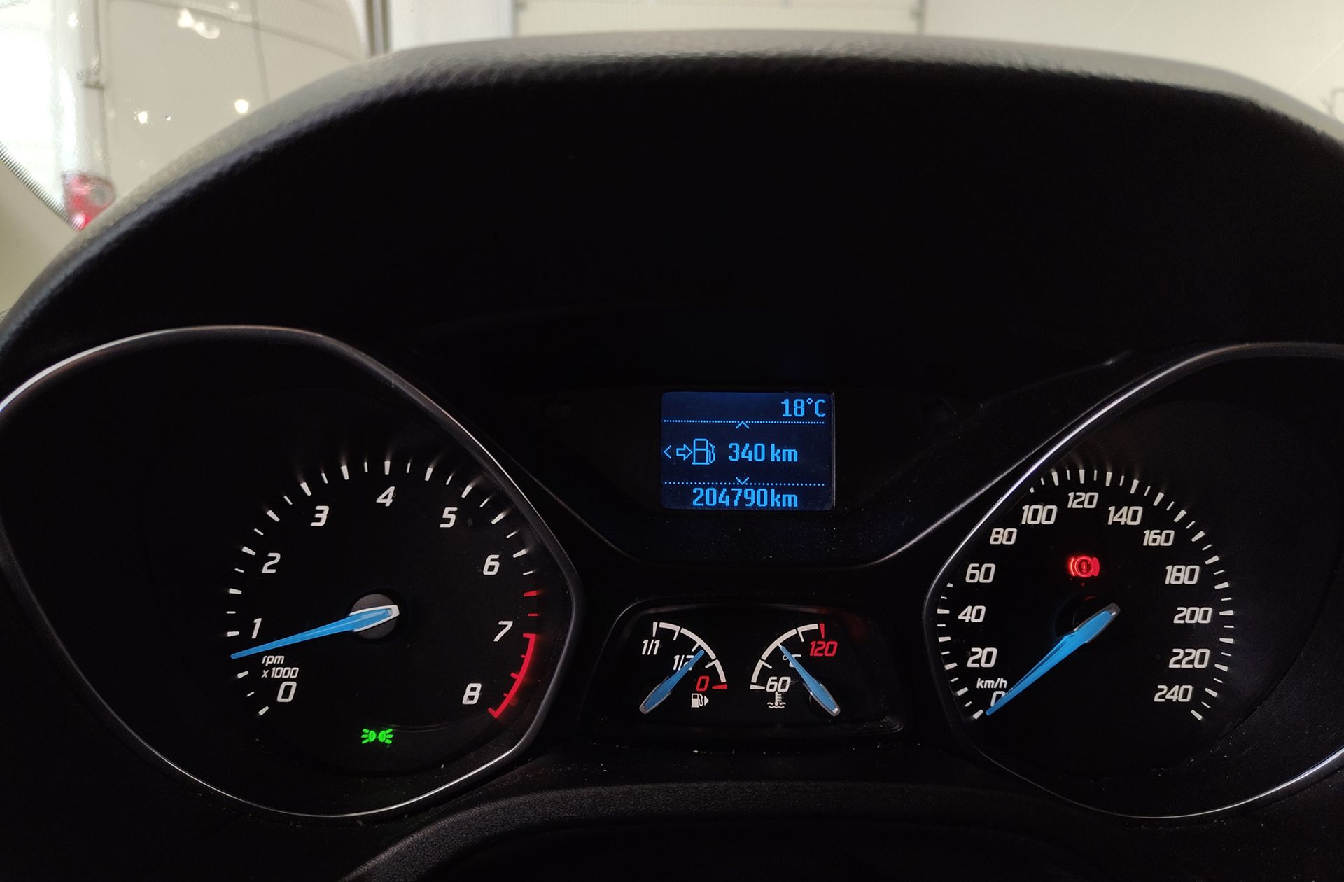 Ford Focus 1.0 EcoBoost Edition - foto 18