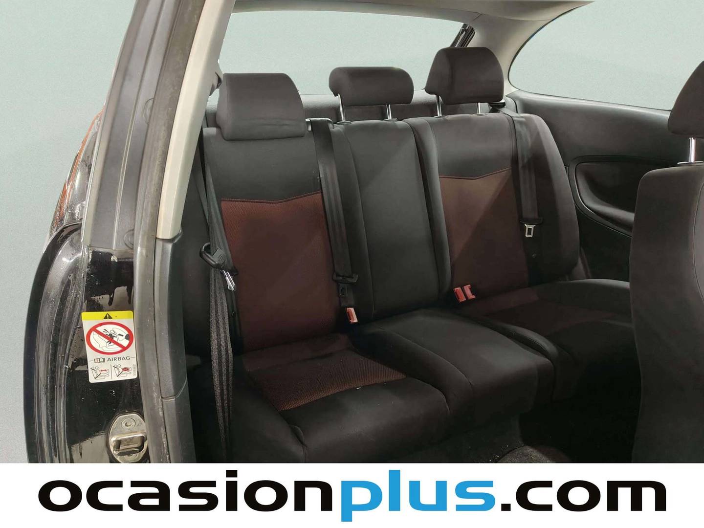 Foto asientos delanteros Seat Ibiza SEAT Ibiza 1.9 TDI Sport (100 CV)