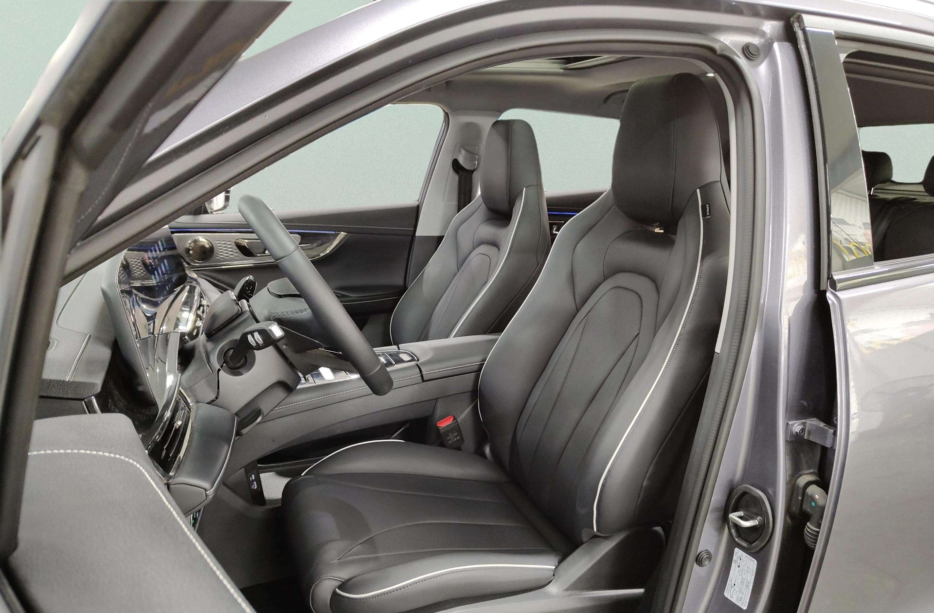 Omoda 5 1.6 T-GDi Premium - foto 12