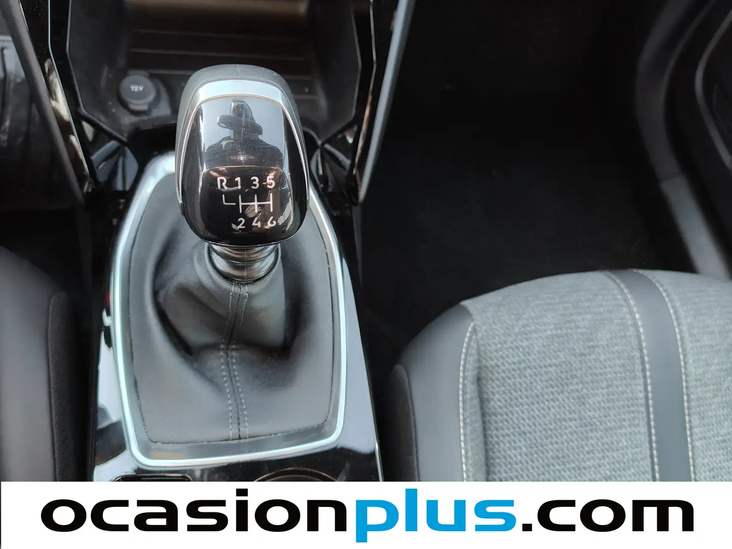 Foto Peugeot 2008 Peugeot 2008 PureTech 100 S&S Allure (100 CV)