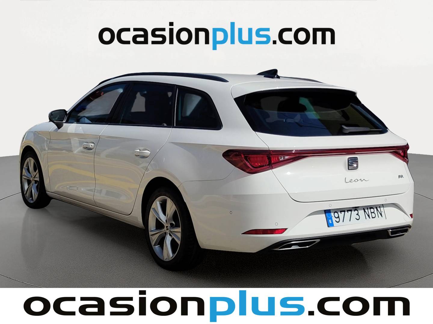 Foto trasera Seat León Seat León ST 2.0 TDI S&S FR XS DSG (150 CV) izquierda