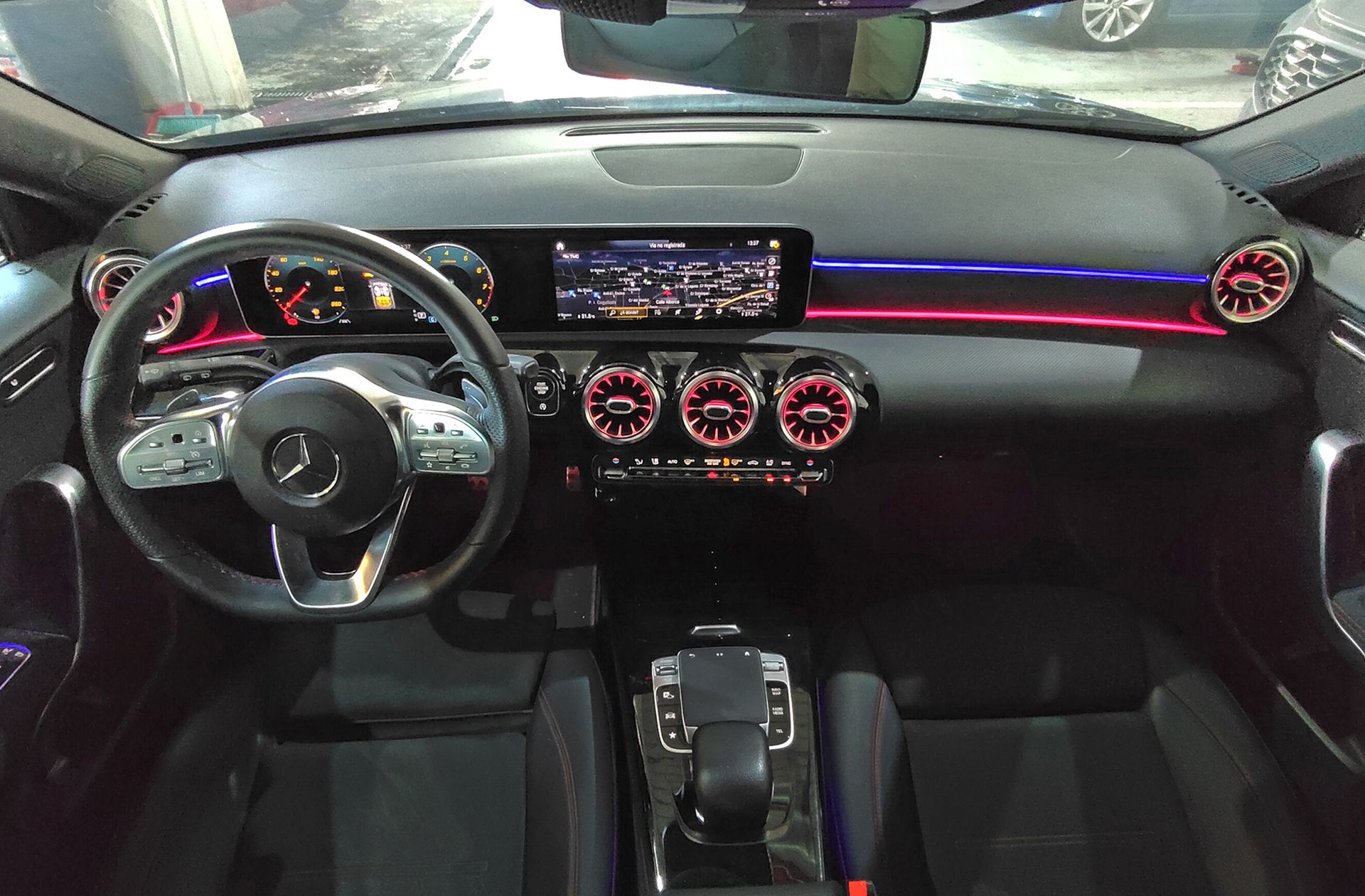 Mercedes-Benz Clase A 220 Pack AMG - foto 7