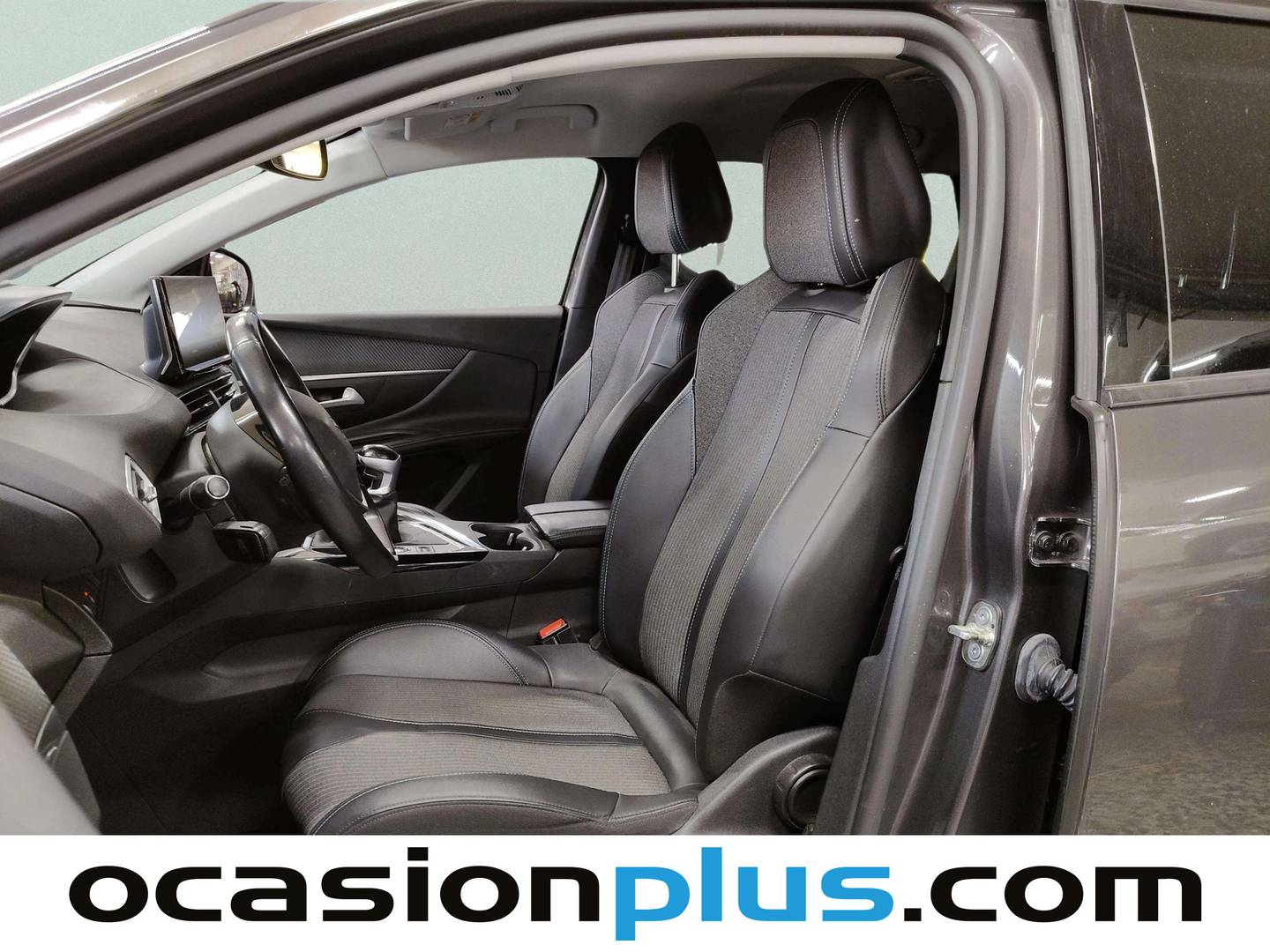 Foto asientos delanteros Peugeot 5008 Peugeot 5008 BlueHDi 130 S&S Allure (130 CV) 7Plazas